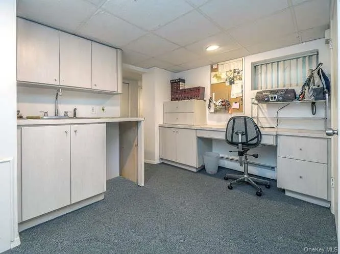 3 Woodland Avenue, Oyster Bay, NY, 3 Bedrooms Bedrooms, 6 Rooms Rooms,2 BathroomsBathrooms,Residential,For Rent,Woodland,0,1039571 3 Woodland Avenue, Oyster Bay, NY, 3 Bedrooms Bedrooms, 6 Rooms Rooms,2 BathroomsBathrooms,Residential,For Rent,Woodland,0,1039571