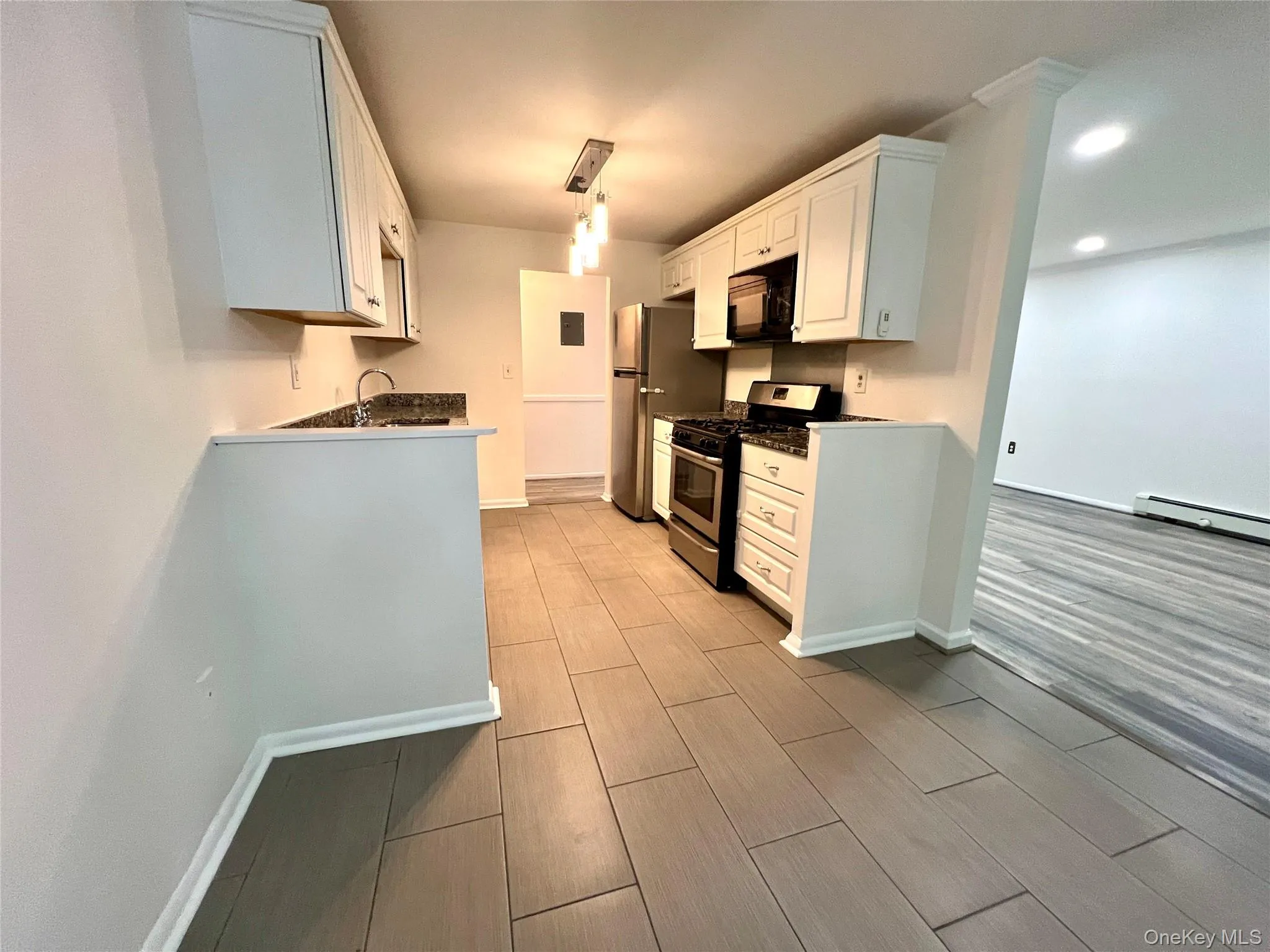 3 Hook Road, Poughkeepsie, NY, 2 Bedrooms Bedrooms, 4 Rooms Rooms,1 BathroomBathrooms,Residential Lease,For Rent,Hook,0,1039574 3 Hook Road, Poughkeepsie, NY, 2 Bedrooms Bedrooms, 4 Rooms Rooms,1 BathroomBathrooms,Residential Lease,For Rent,Hook,0,1039574