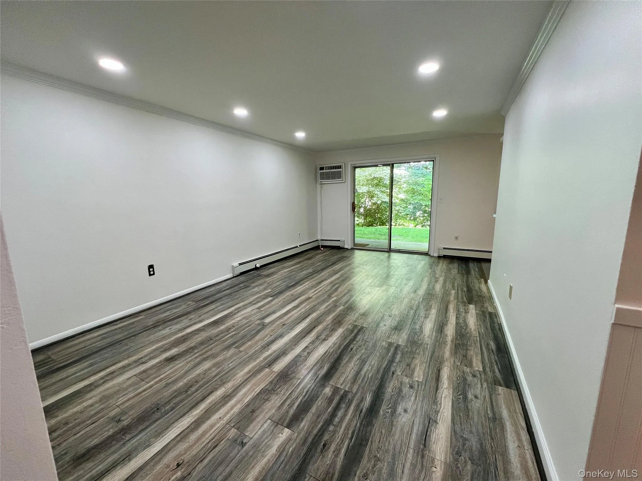 3 Hook Road, Poughkeepsie, NY, 2 Bedrooms Bedrooms, 4 Rooms Rooms,1 BathroomBathrooms,Residential Lease,For Rent,Hook,0,1039574 3 Hook Road, Poughkeepsie, NY, 2 Bedrooms Bedrooms, 4 Rooms Rooms,1 BathroomBathrooms,Residential Lease,For Rent,Hook,0,1039574