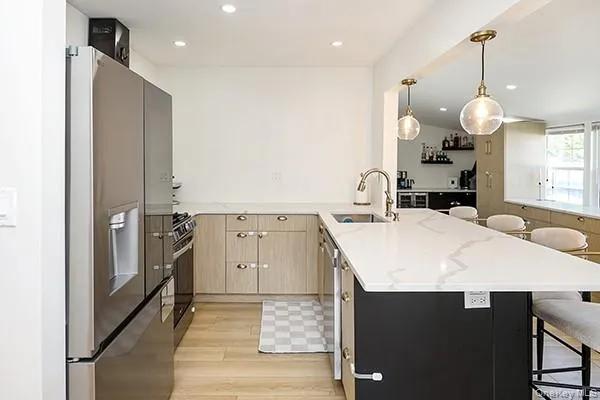 269 Suffolk Avenue, Oyster Bay, NY, 4 Bedrooms Bedrooms, 7 Rooms Rooms,1 BathroomBathrooms,Residential,For Rent,Suffolk,0,1039575 269 Suffolk Avenue, Oyster Bay, NY, 4 Bedrooms Bedrooms, 7 Rooms Rooms,1 BathroomBathrooms,Residential,For Rent,Suffolk,0,1039575
