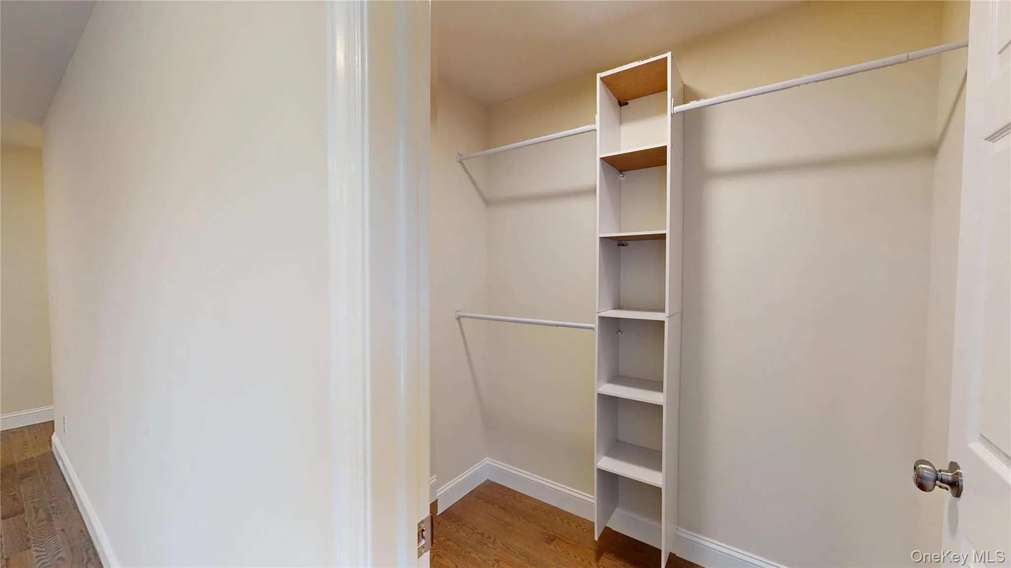 Primary Bedroom has 2 Walk-In Closets! Primary Bedroom has 2 Walk-In Closets!