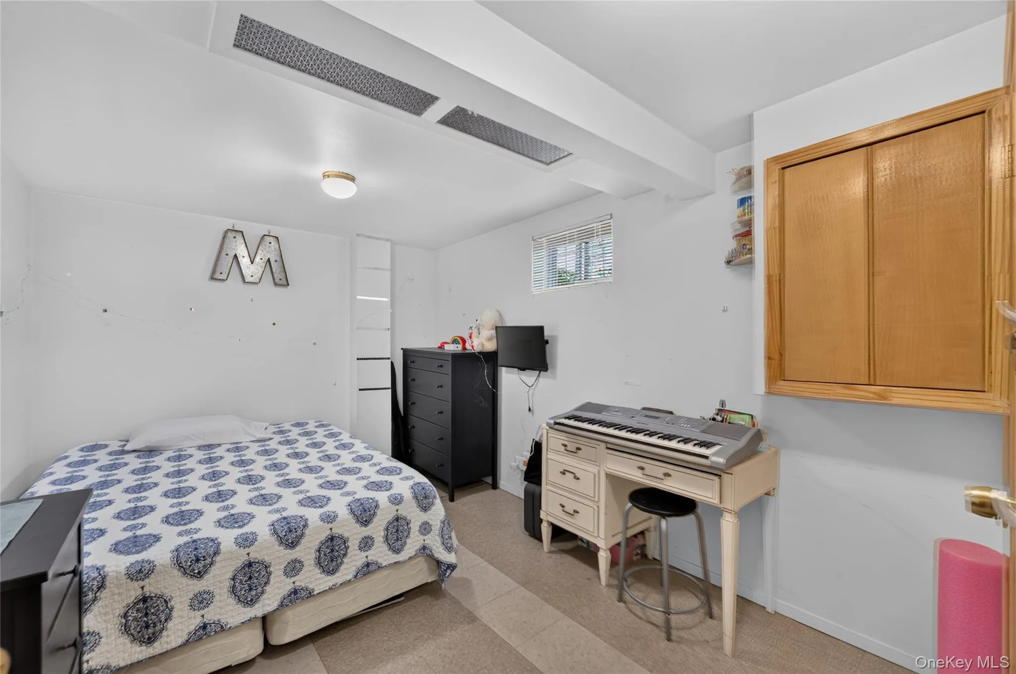 22118 110th Avenue, New York, NY, 4 Bedrooms Bedrooms, 11 Rooms Rooms,2 BathroomsBathrooms,Residential,For Rent,110th,0,1039579 22118 110th Avenue, New York, NY, 4 Bedrooms Bedrooms, 11 Rooms Rooms,2 BathroomsBathrooms,Residential,For Rent,110th,0,1039579