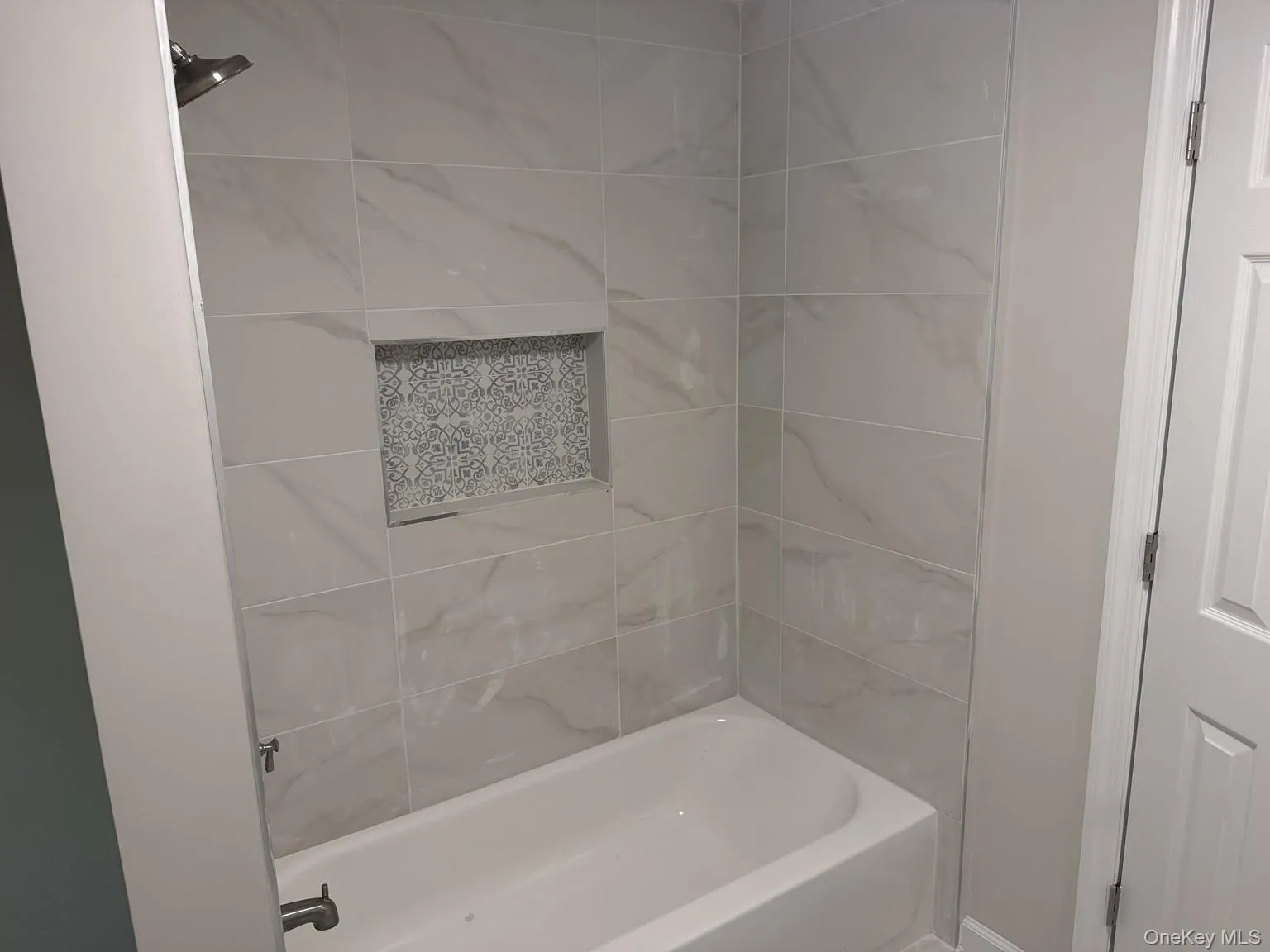 926 Hawkins Avenue, Brookhaven, NY, 5 Bedrooms Bedrooms, 8 Rooms Rooms,2 BathroomsBathrooms,Residential,For Rent,Hawkins,0,1039580 926 Hawkins Avenue, Brookhaven, NY, 5 Bedrooms Bedrooms, 8 Rooms Rooms,2 BathroomsBathrooms,Residential,For Rent,Hawkins,0,1039580