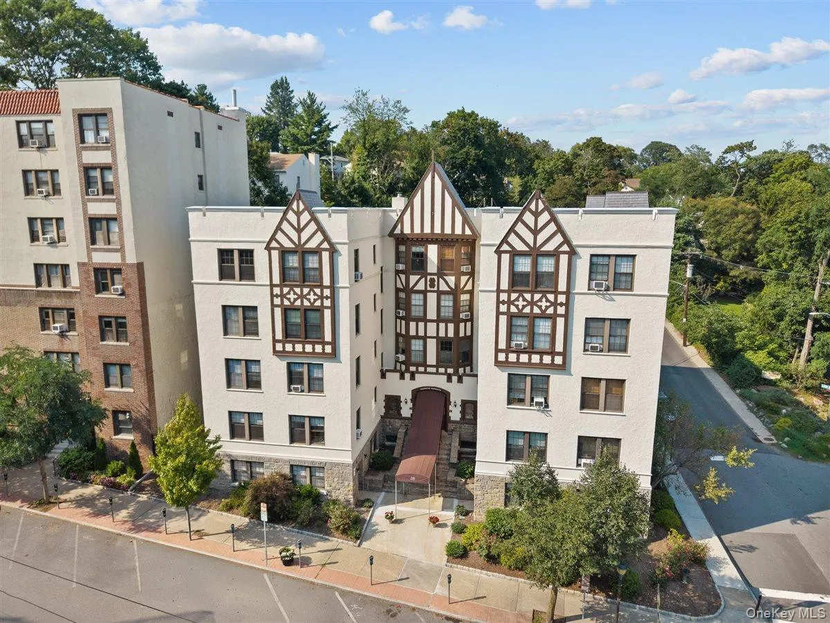 26 Pondfield Road, Yonkers, NY, 1 Bedroom Bedrooms, 4 Rooms Rooms,2 BathroomsBathrooms,Residential,For Rent,Pondfield,0,1039582 26 Pondfield Road, Yonkers, NY, 1 Bedroom Bedrooms, 4 Rooms Rooms,2 BathroomsBathrooms,Residential,For Rent,Pondfield,0,1039582