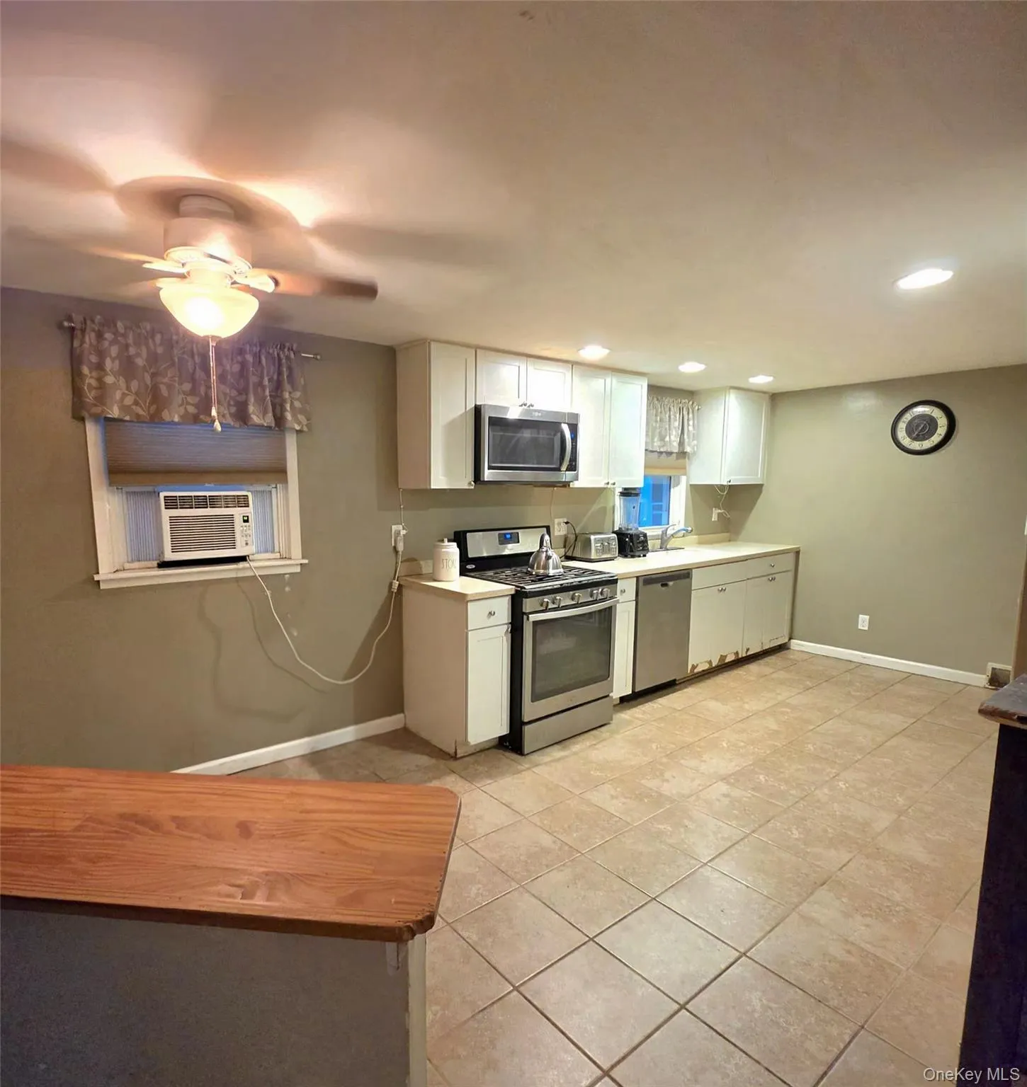 2220 Bruynswick Road, Shawangunk, NY, 3 Bedrooms Bedrooms, 5 Rooms Rooms,1 BathroomBathrooms,Residential,For Rent,Bruynswick,0,1039586 2220 Bruynswick Road, Shawangunk, NY, 3 Bedrooms Bedrooms, 5 Rooms Rooms,1 BathroomBathrooms,Residential,For Rent,Bruynswick,0,1039586