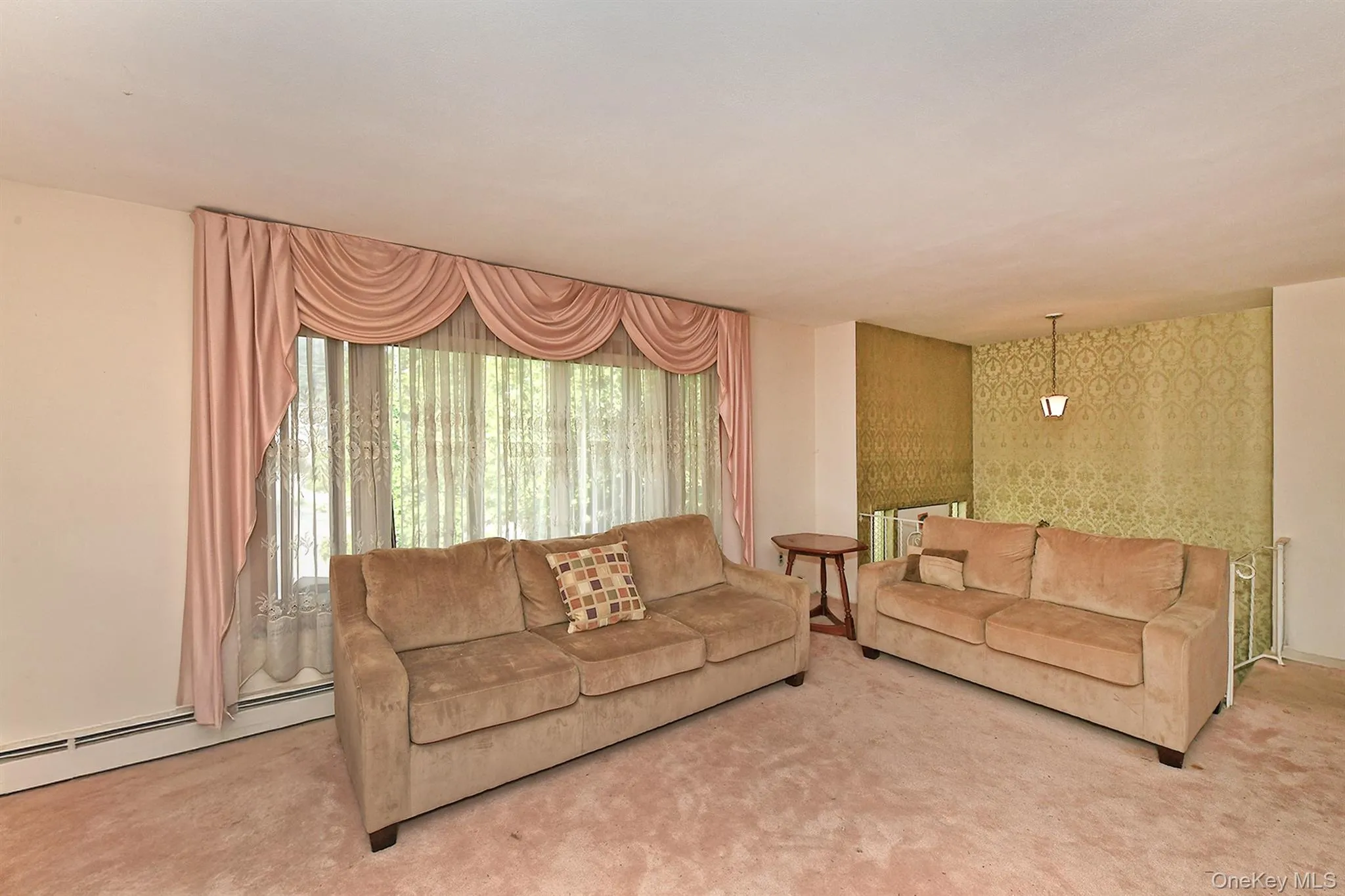 1699 Meadowbrook Road, Hempstead, NY, 5 Bedrooms Bedrooms, 8 Rooms Rooms,3 BathroomsBathrooms,Residential,For Rent,Meadowbrook,0,1039593 1699 Meadowbrook Road, Hempstead, NY, 5 Bedrooms Bedrooms, 8 Rooms Rooms,3 BathroomsBathrooms,Residential,For Rent,Meadowbrook,0,1039593