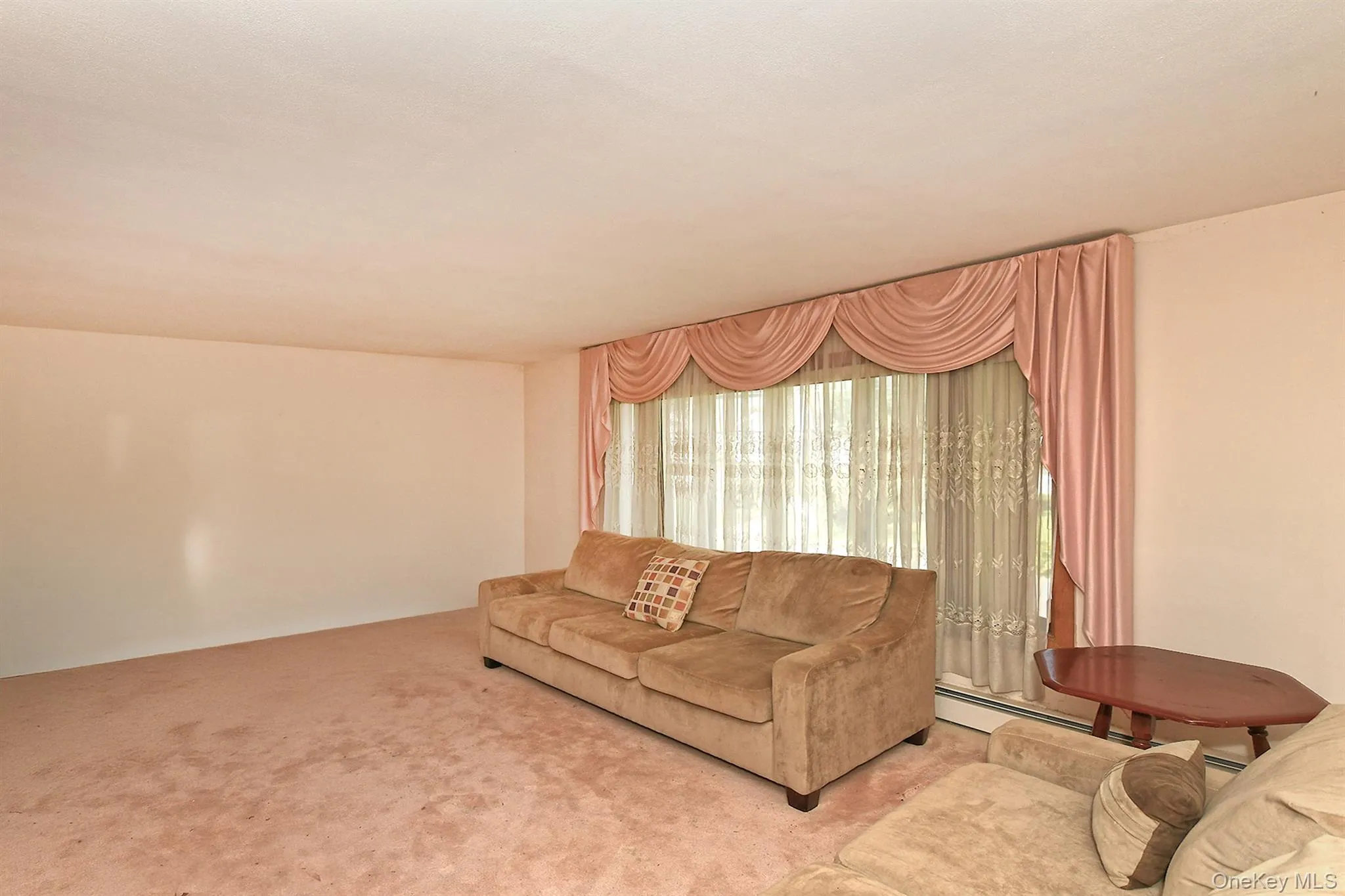 1699 Meadowbrook Road, Hempstead, NY, 5 Bedrooms Bedrooms, 8 Rooms Rooms,3 BathroomsBathrooms,Residential,For Rent,Meadowbrook,0,1039593 1699 Meadowbrook Road, Hempstead, NY, 5 Bedrooms Bedrooms, 8 Rooms Rooms,3 BathroomsBathrooms,Residential,For Rent,Meadowbrook,0,1039593