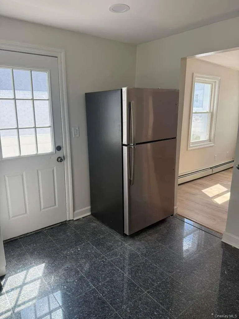 47 Newport Road, Hempstead, NY, 2 Bedrooms Bedrooms, 4 Rooms Rooms,1 BathroomBathrooms,Residential Lease,For Rent,Newport,0,1039594 47 Newport Road, Hempstead, NY, 2 Bedrooms Bedrooms, 4 Rooms Rooms,1 BathroomBathrooms,Residential Lease,For Rent,Newport,0,1039594