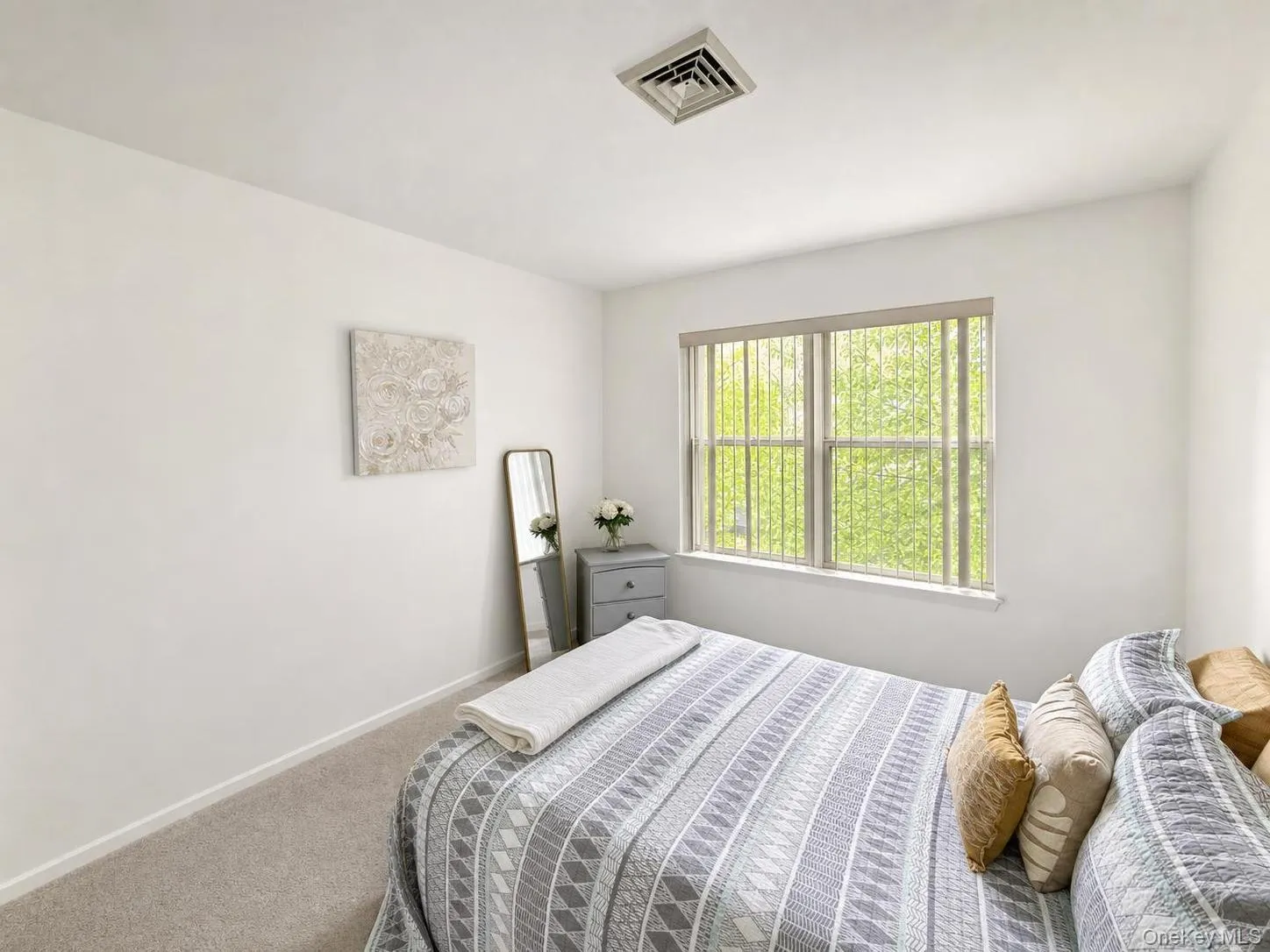 32 Deer Ct Drive, Middletown, NY, 3 Bedrooms Bedrooms, 5 Rooms Rooms,2 BathroomsBathrooms,Residential Lease,For Rent,Deer Ct,0,1039603 32 Deer Ct Drive, Middletown, NY, 3 Bedrooms Bedrooms, 5 Rooms Rooms,2 BathroomsBathrooms,Residential Lease,For Rent,Deer Ct,0,1039603