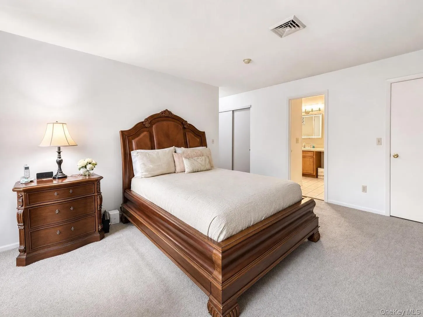 32 Deer Ct Drive, Middletown, NY, 3 Bedrooms Bedrooms, 5 Rooms Rooms,2 BathroomsBathrooms,Residential Lease,For Rent,Deer Ct,0,1039603 32 Deer Ct Drive, Middletown, NY, 3 Bedrooms Bedrooms, 5 Rooms Rooms,2 BathroomsBathrooms,Residential Lease,For Rent,Deer Ct,0,1039603