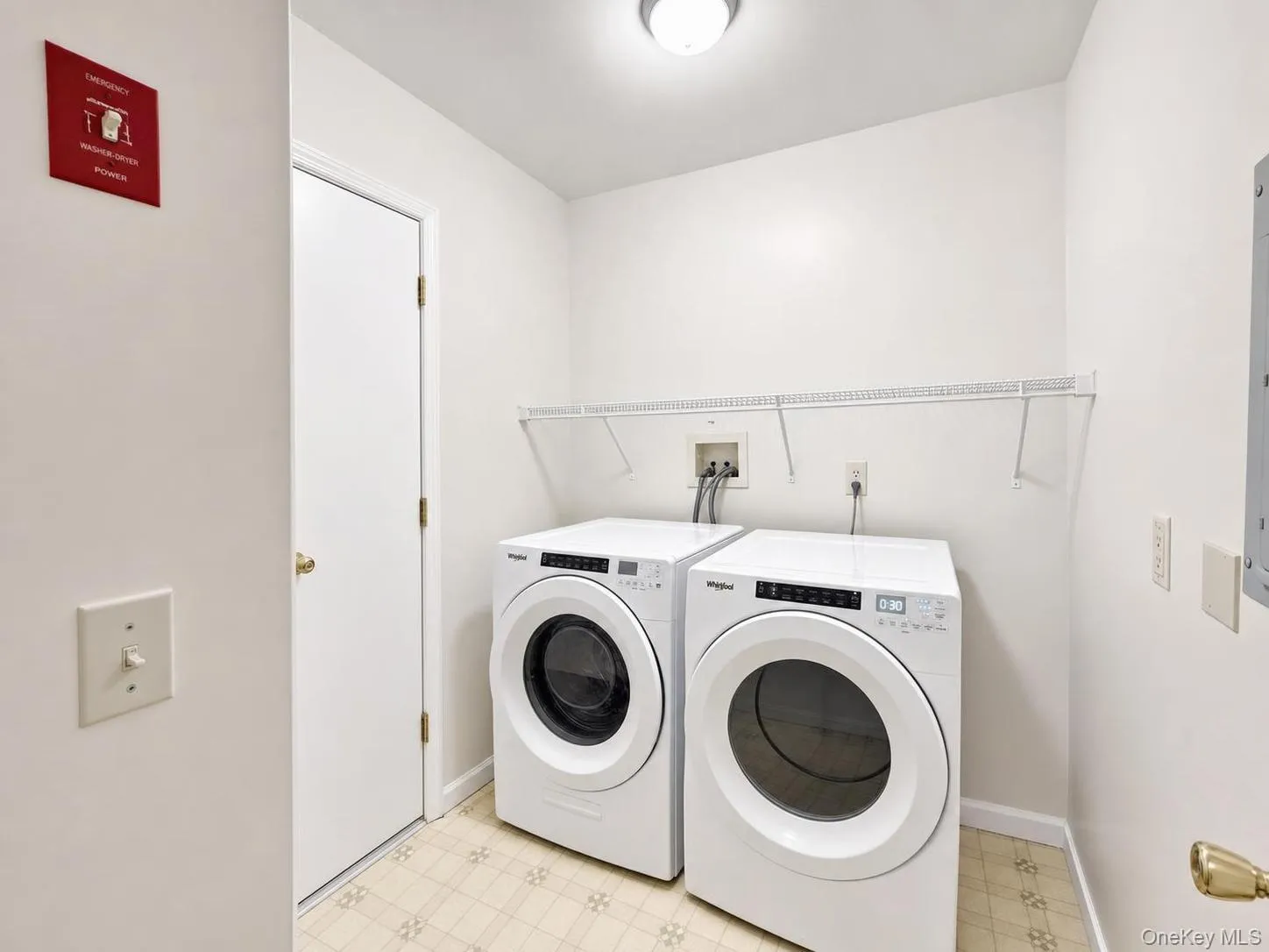 32 Deer Ct Drive, Middletown, NY, 3 Bedrooms Bedrooms, 5 Rooms Rooms,2 BathroomsBathrooms,Residential Lease,For Rent,Deer Ct,0,1039603 32 Deer Ct Drive, Middletown, NY, 3 Bedrooms Bedrooms, 5 Rooms Rooms,2 BathroomsBathrooms,Residential Lease,For Rent,Deer Ct,0,1039603