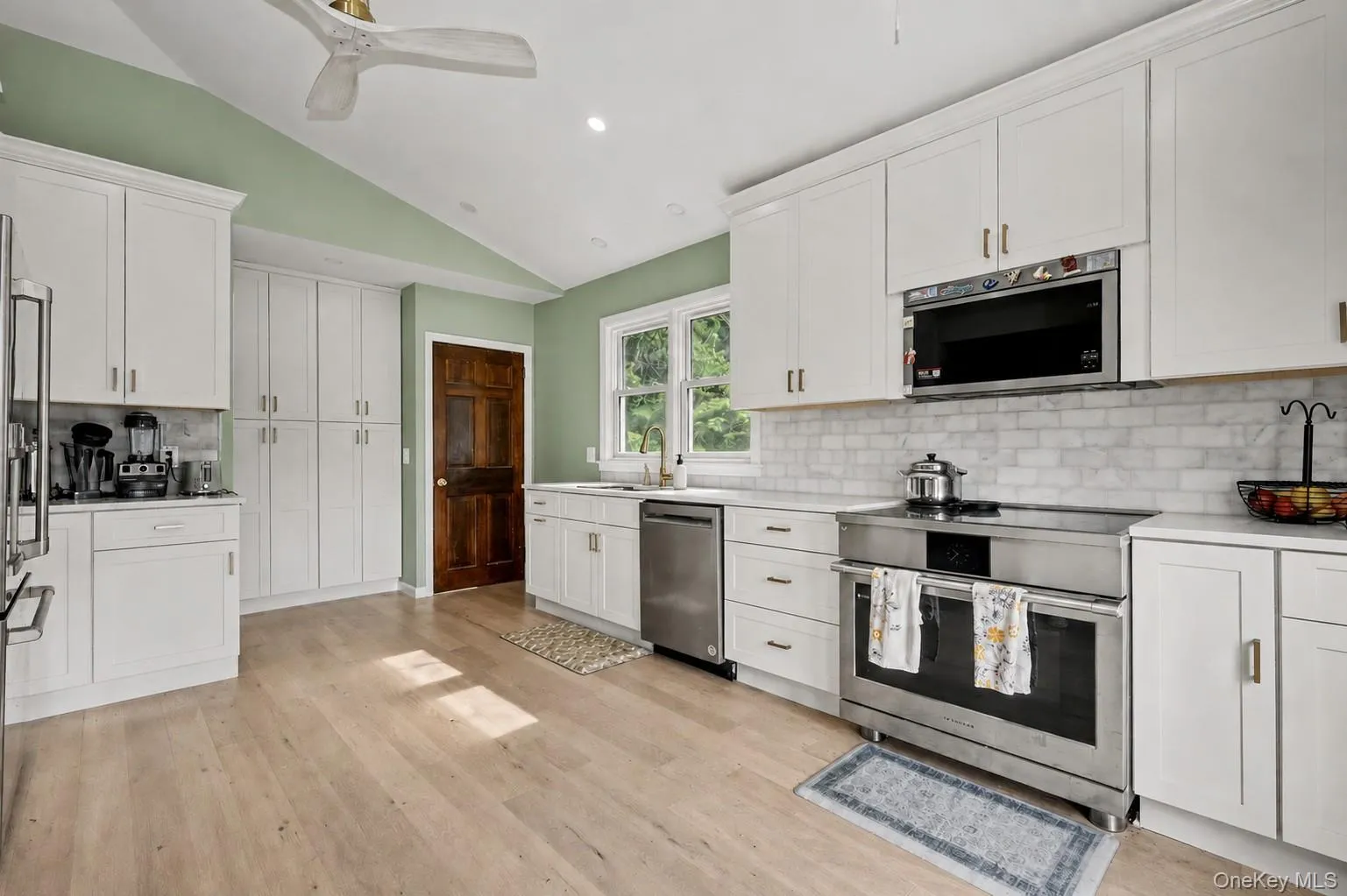 127 Highland Avenue, Cortlandt, NY, 5 Bedrooms Bedrooms, 10 Rooms Rooms,2 BathroomsBathrooms,Residential,For Rent,Highland,0,1039604 127 Highland Avenue, Cortlandt, NY, 5 Bedrooms Bedrooms, 10 Rooms Rooms,2 BathroomsBathrooms,Residential,For Rent,Highland,0,1039604