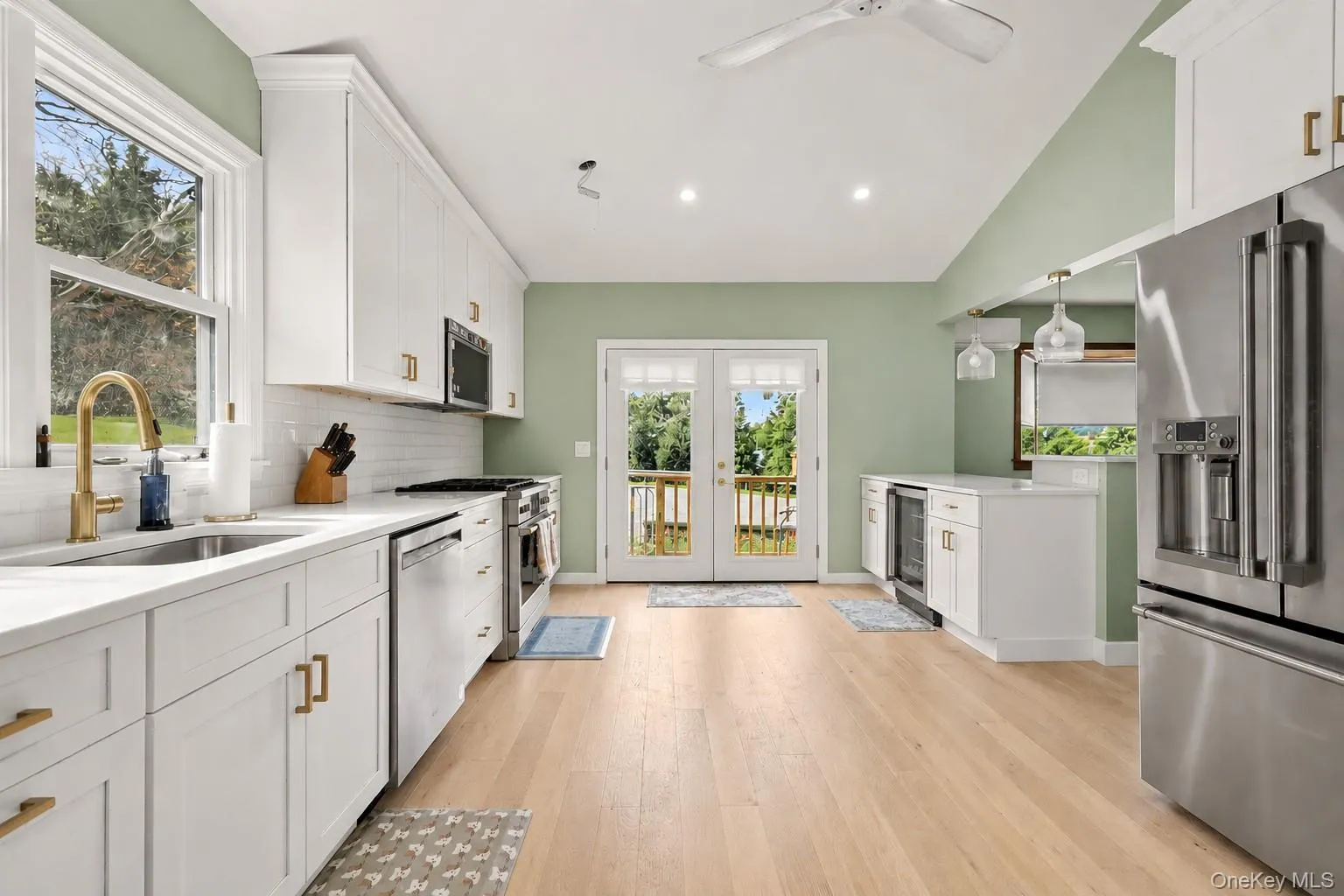 127 Highland Avenue, Cortlandt, NY, 5 Bedrooms Bedrooms, 10 Rooms Rooms,2 BathroomsBathrooms,Residential,For Rent,Highland,0,1039604 127 Highland Avenue, Cortlandt, NY, 5 Bedrooms Bedrooms, 10 Rooms Rooms,2 BathroomsBathrooms,Residential,For Rent,Highland,0,1039604