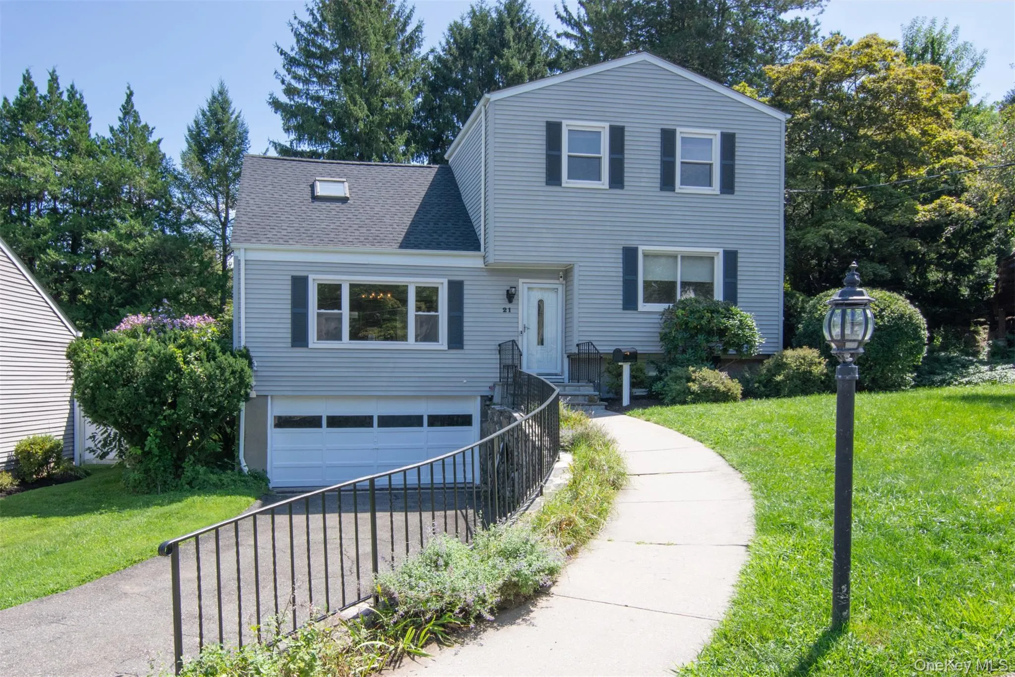 21 Eunice Court, Greenburgh, NY, 5 Bedrooms Bedrooms, 7 Rooms Rooms,3 BathroomsBathrooms,Residential,For Rent,Eunice,0,1039605 21 Eunice Court, Greenburgh, NY, 5 Bedrooms Bedrooms, 7 Rooms Rooms,3 BathroomsBathrooms,Residential,For Rent,Eunice,0,1039605