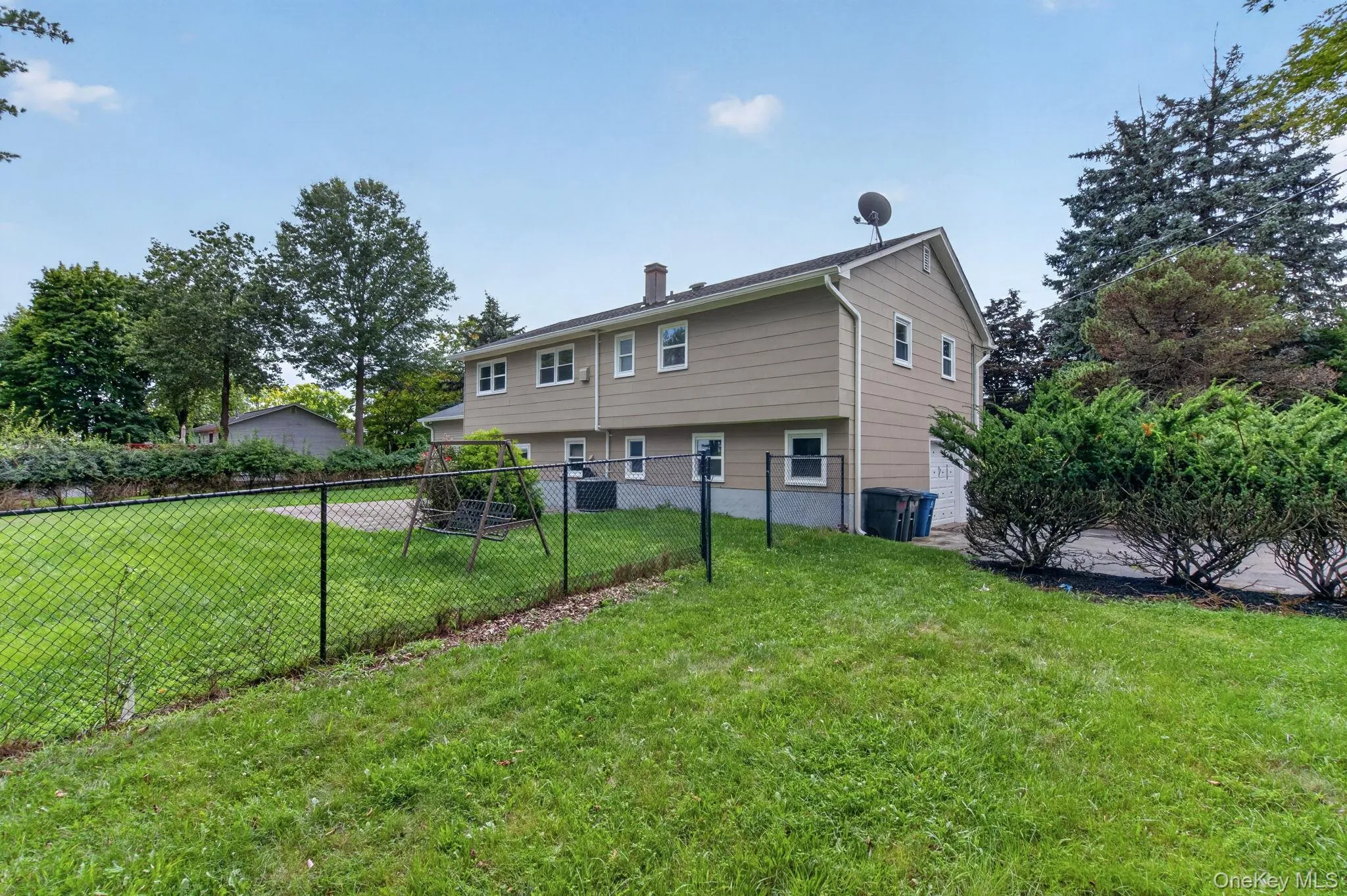 123 Lester Drive, Orangetown, NY, 3 Bedrooms Bedrooms, 9 Rooms Rooms,2 BathroomsBathrooms,Residential,For Rent,Lester,0,1039607 123 Lester Drive, Orangetown, NY, 3 Bedrooms Bedrooms, 9 Rooms Rooms,2 BathroomsBathrooms,Residential,For Rent,Lester,0,1039607