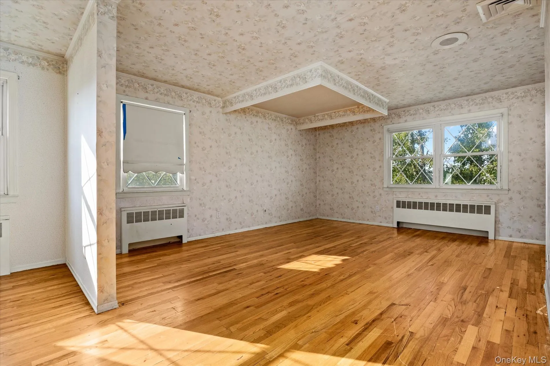 251 Perkins Avenue, Hempstead, NY, 5 Bedrooms Bedrooms, 8 Rooms Rooms,3 BathroomsBathrooms,Residential,For Rent,Perkins,0,1039609 251 Perkins Avenue, Hempstead, NY, 5 Bedrooms Bedrooms, 8 Rooms Rooms,3 BathroomsBathrooms,Residential,For Rent,Perkins,0,1039609