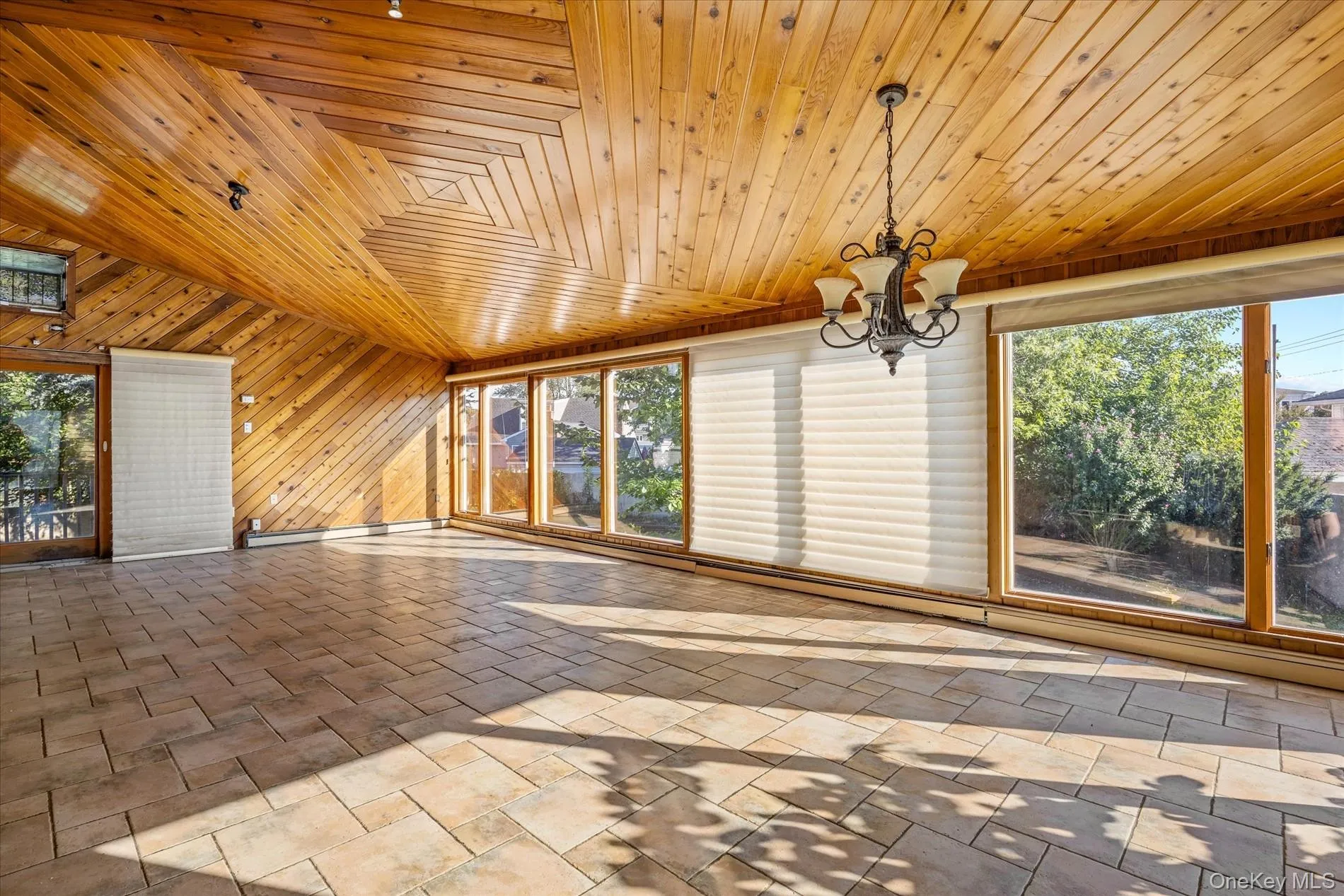 251 Perkins Avenue, Hempstead, NY, 5 Bedrooms Bedrooms, 8 Rooms Rooms,3 BathroomsBathrooms,Residential,For Rent,Perkins,0,1039609 251 Perkins Avenue, Hempstead, NY, 5 Bedrooms Bedrooms, 8 Rooms Rooms,3 BathroomsBathrooms,Residential,For Rent,Perkins,0,1039609
