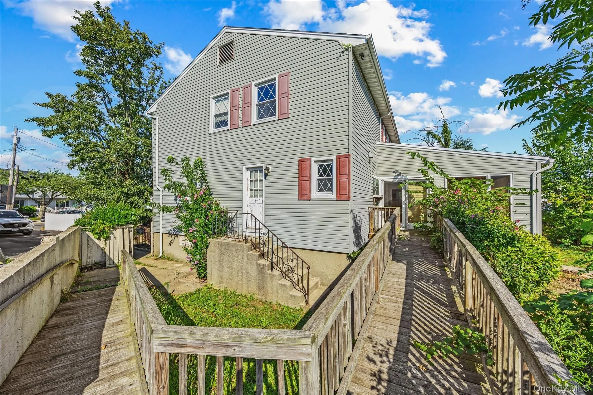 251 Perkins Avenue, Hempstead, NY, 5 Bedrooms Bedrooms, 8 Rooms Rooms,3 BathroomsBathrooms,Residential,For Rent,Perkins,0,1039609 251 Perkins Avenue, Hempstead, NY, 5 Bedrooms Bedrooms, 8 Rooms Rooms,3 BathroomsBathrooms,Residential,For Rent,Perkins,0,1039609