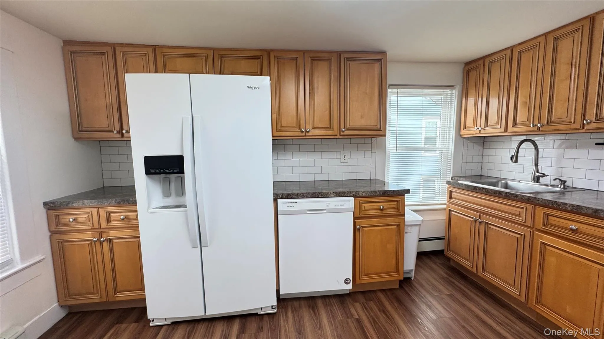 8 Colt Avenue, Babylon, NY, 1 Bedroom Bedrooms, 3 Rooms Rooms,1 BathroomBathrooms,Residential Lease,For Rent,Colt,0,1039613 8 Colt Avenue, Babylon, NY, 1 Bedroom Bedrooms, 3 Rooms Rooms,1 BathroomBathrooms,Residential Lease,For Rent,Colt,0,1039613