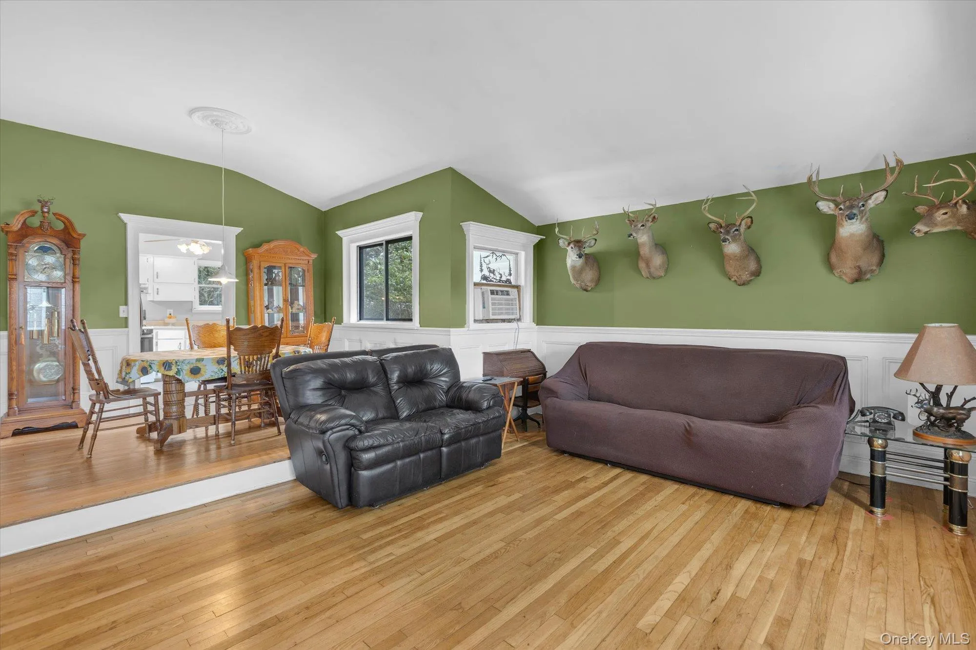 81 Lenore Lane, Brookhaven, NY, 3 Bedrooms Bedrooms, 6 Rooms Rooms,1 BathroomBathrooms,Residential,For Rent,Lenore,0,1039618 81 Lenore Lane, Brookhaven, NY, 3 Bedrooms Bedrooms, 6 Rooms Rooms,1 BathroomBathrooms,Residential,For Rent,Lenore,0,1039618