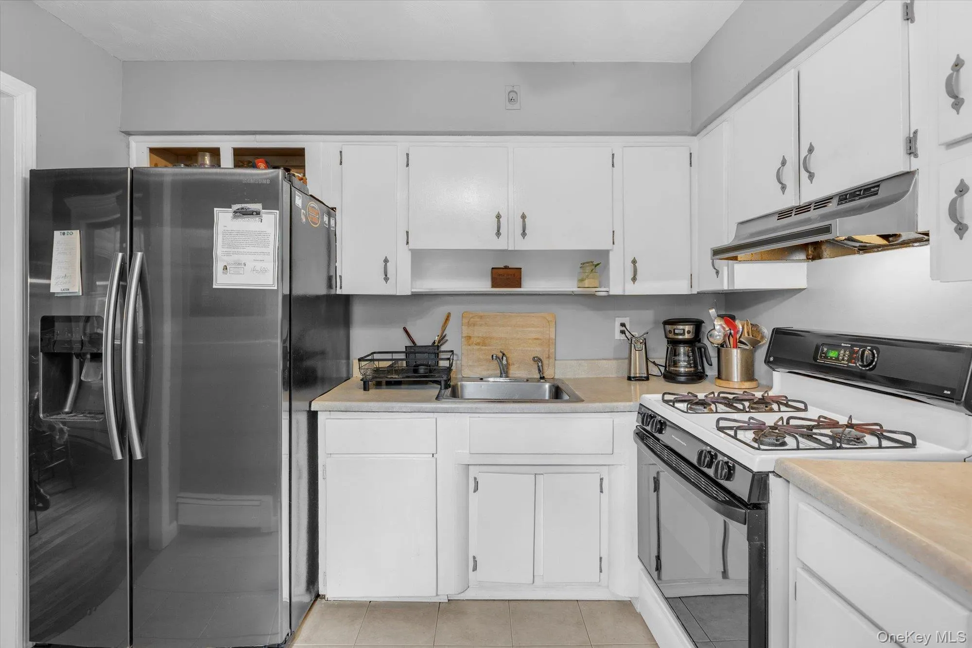 81 Lenore Lane, Brookhaven, NY, 3 Bedrooms Bedrooms, 6 Rooms Rooms,1 BathroomBathrooms,Residential,For Rent,Lenore,0,1039618 81 Lenore Lane, Brookhaven, NY, 3 Bedrooms Bedrooms, 6 Rooms Rooms,1 BathroomBathrooms,Residential,For Rent,Lenore,0,1039618