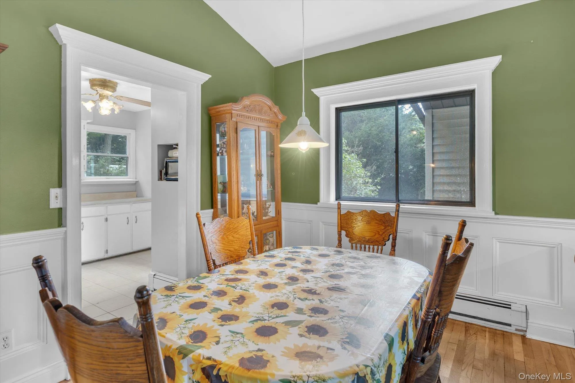 81 Lenore Lane, Brookhaven, NY, 3 Bedrooms Bedrooms, 6 Rooms Rooms,1 BathroomBathrooms,Residential,For Rent,Lenore,0,1039618 81 Lenore Lane, Brookhaven, NY, 3 Bedrooms Bedrooms, 6 Rooms Rooms,1 BathroomBathrooms,Residential,For Rent,Lenore,0,1039618