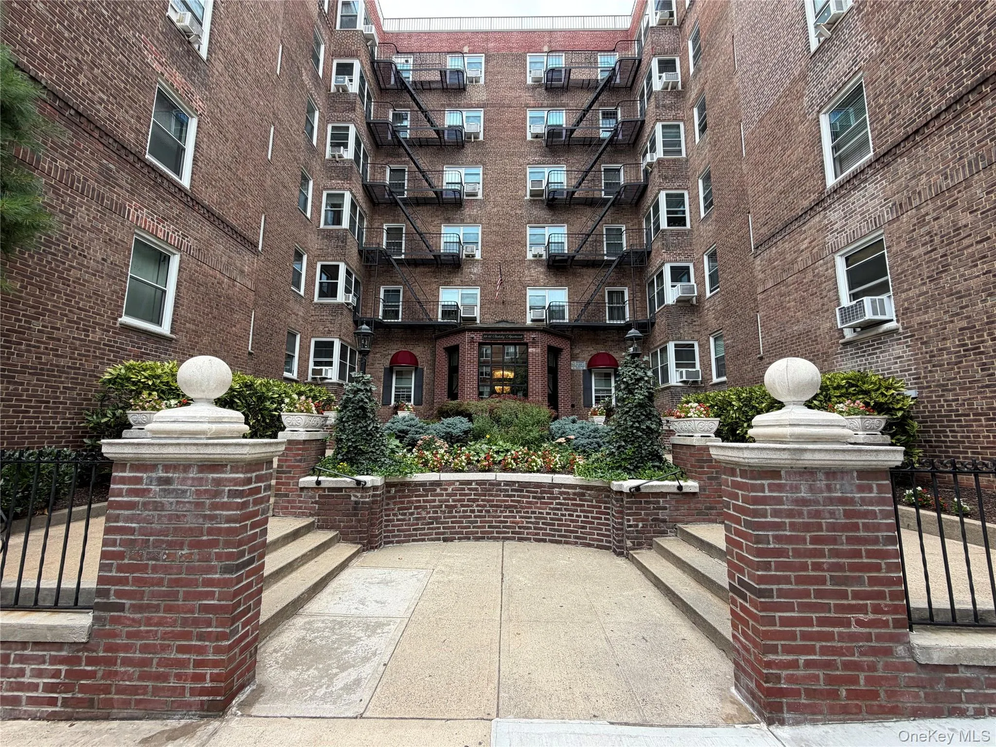 99-45 67th Road, New York, NY, 1 Bedroom Bedrooms, 5 Rooms Rooms,1 BathroomBathrooms,Residential,For Rent,67th Road,0,1039620 99-45 67th Road, New York, NY, 1 Bedroom Bedrooms, 5 Rooms Rooms,1 BathroomBathrooms,Residential,For Rent,67th Road,0,1039620