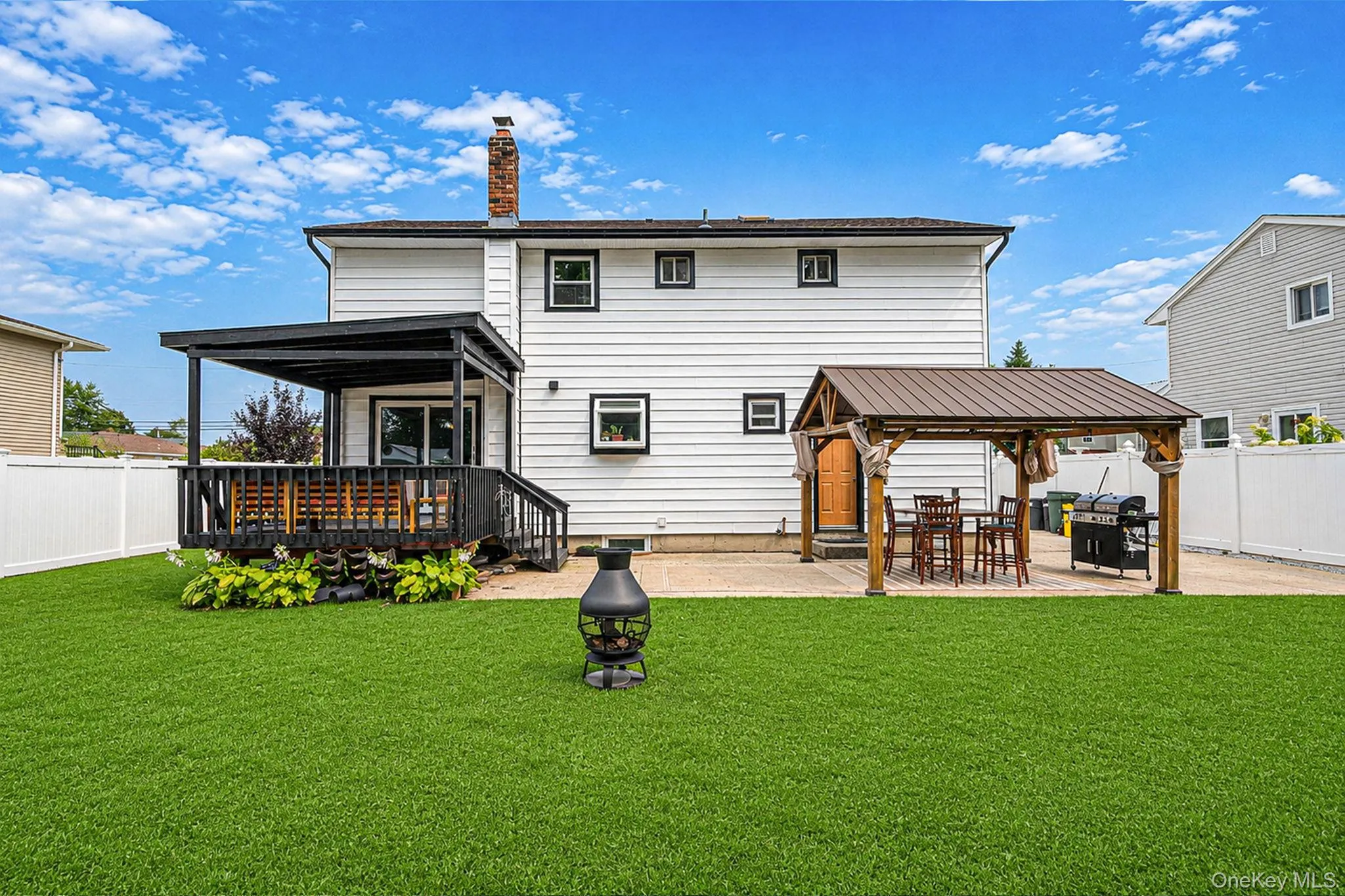 95 Colonial Drive, Oyster Bay, NY, 4 Bedrooms Bedrooms, 6 Rooms Rooms,2 BathroomsBathrooms,Residential,For Rent,Colonial,0,1039621 95 Colonial Drive, Oyster Bay, NY, 4 Bedrooms Bedrooms, 6 Rooms Rooms,2 BathroomsBathrooms,Residential,For Rent,Colonial,0,1039621