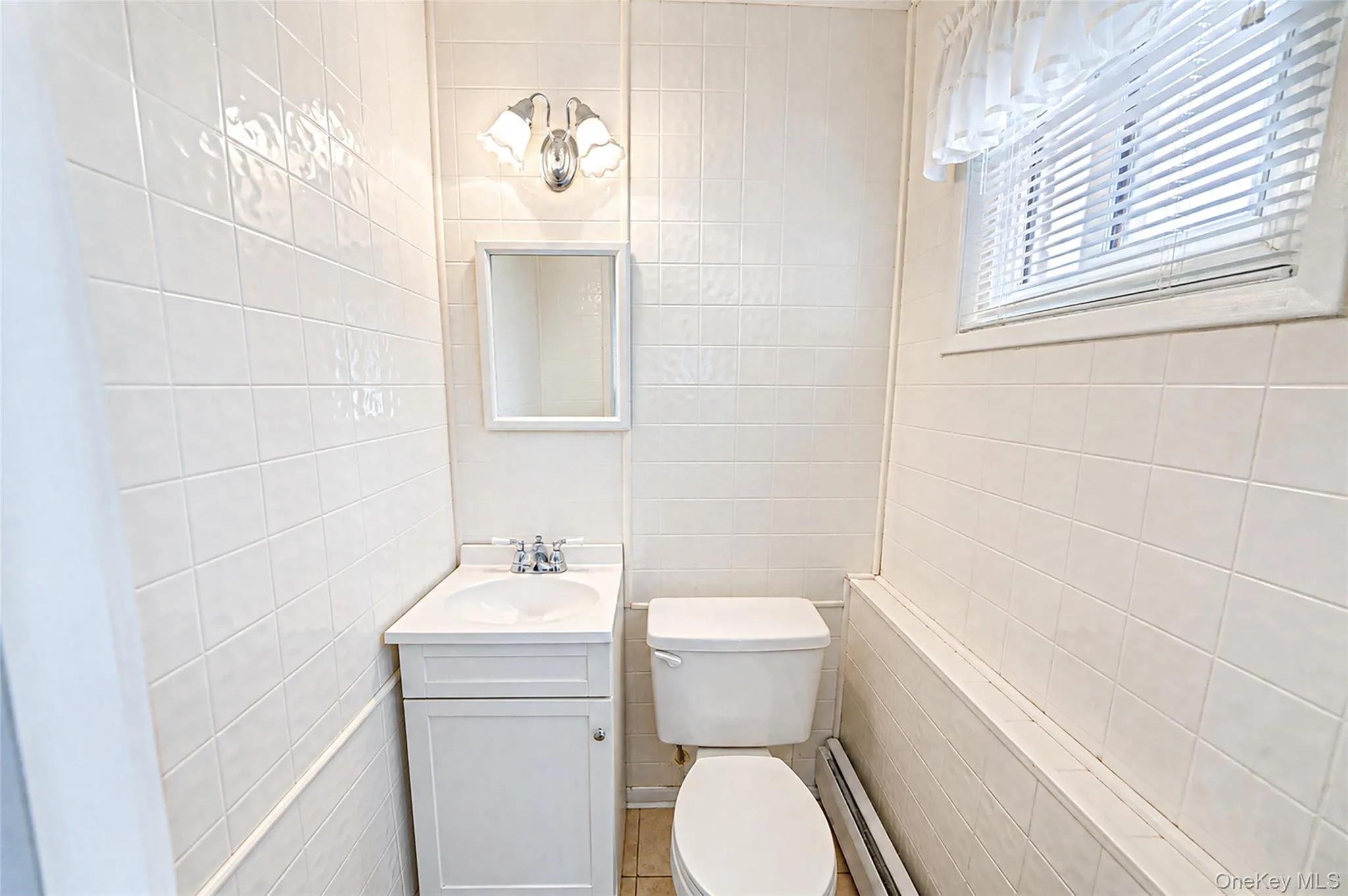 41 Orchard Street, Oyster Bay, NY, 4 Bedrooms Bedrooms, 8 Rooms Rooms,1 BathroomBathrooms,Residential,For Rent,Orchard,0,1039624 41 Orchard Street, Oyster Bay, NY, 4 Bedrooms Bedrooms, 8 Rooms Rooms,1 BathroomBathrooms,Residential,For Rent,Orchard,0,1039624