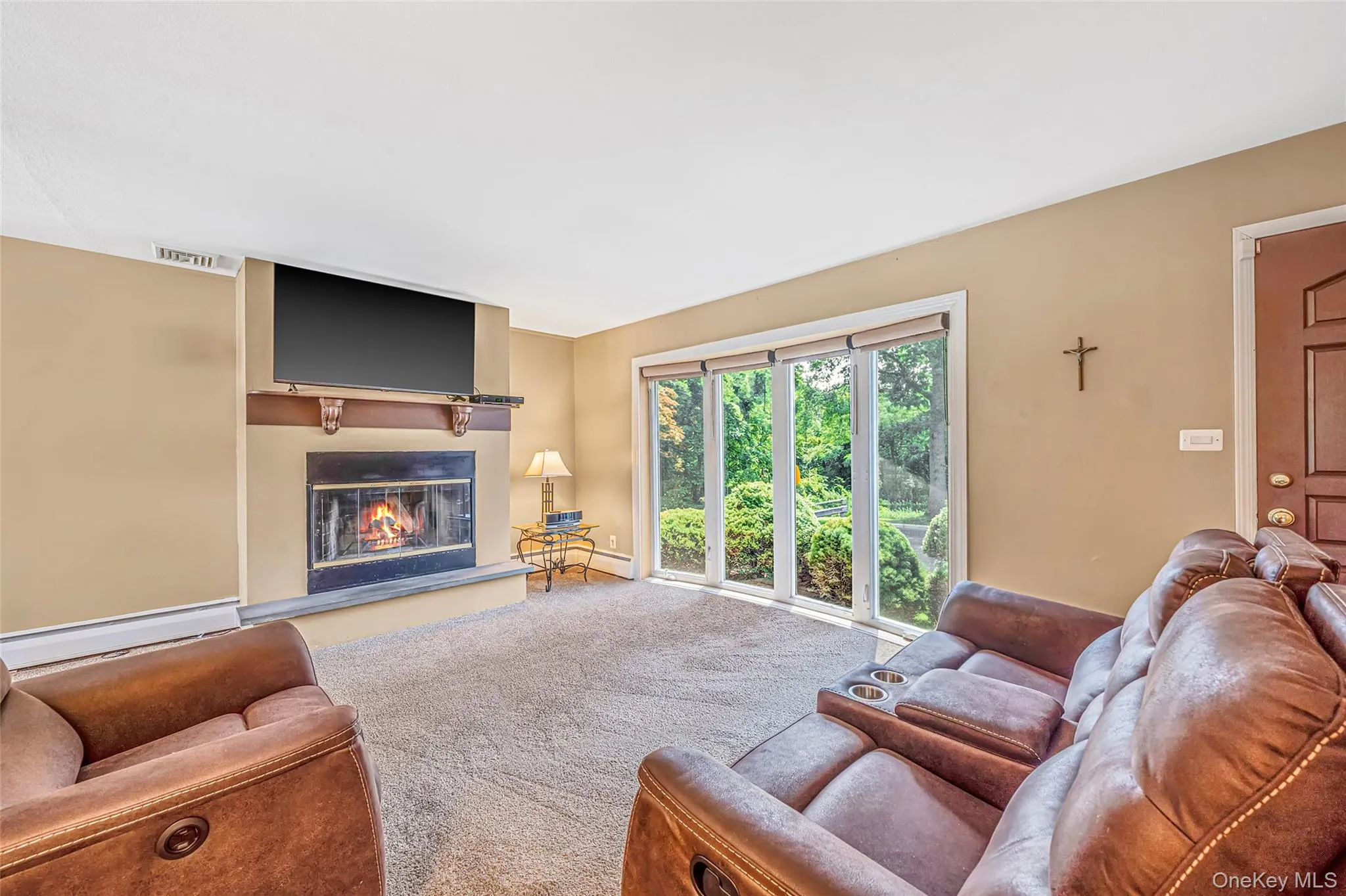 41 Orchard Street, Oyster Bay, NY, 4 Bedrooms Bedrooms, 8 Rooms Rooms,1 BathroomBathrooms,Residential,For Rent,Orchard,0,1039624 41 Orchard Street, Oyster Bay, NY, 4 Bedrooms Bedrooms, 8 Rooms Rooms,1 BathroomBathrooms,Residential,For Rent,Orchard,0,1039624