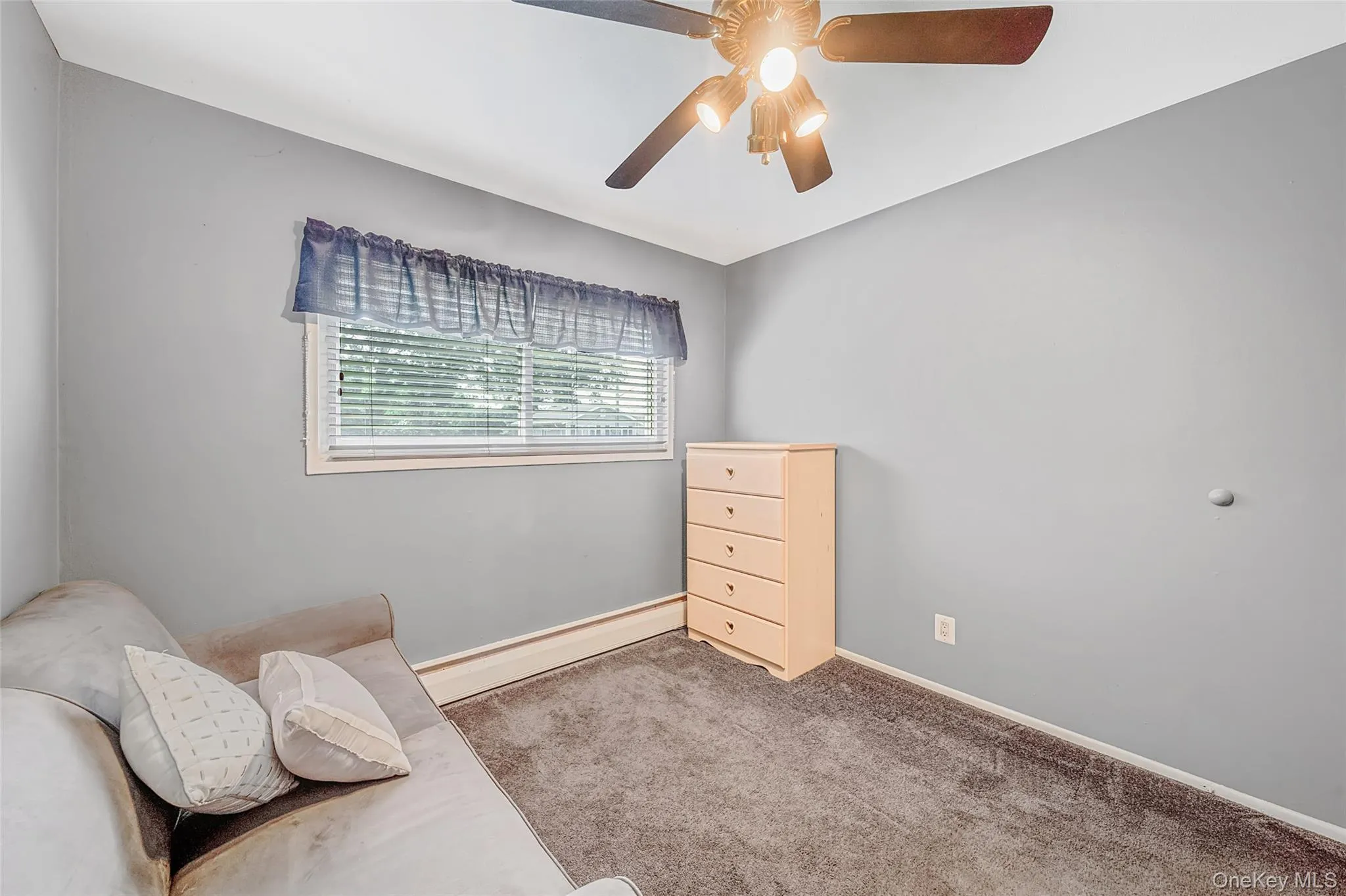 41 Orchard Street, Oyster Bay, NY, 4 Bedrooms Bedrooms, 8 Rooms Rooms,1 BathroomBathrooms,Residential,For Rent,Orchard,0,1039624 41 Orchard Street, Oyster Bay, NY, 4 Bedrooms Bedrooms, 8 Rooms Rooms,1 BathroomBathrooms,Residential,For Rent,Orchard,0,1039624