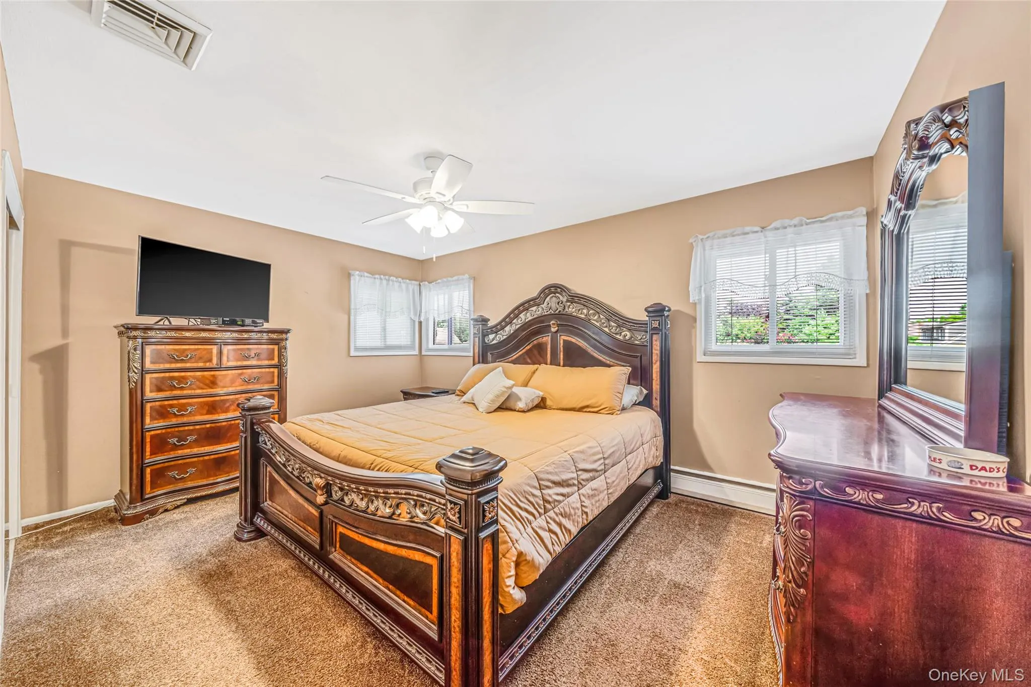 41 Orchard Street, Oyster Bay, NY, 4 Bedrooms Bedrooms, 8 Rooms Rooms,1 BathroomBathrooms,Residential,For Rent,Orchard,0,1039624 41 Orchard Street, Oyster Bay, NY, 4 Bedrooms Bedrooms, 8 Rooms Rooms,1 BathroomBathrooms,Residential,For Rent,Orchard,0,1039624