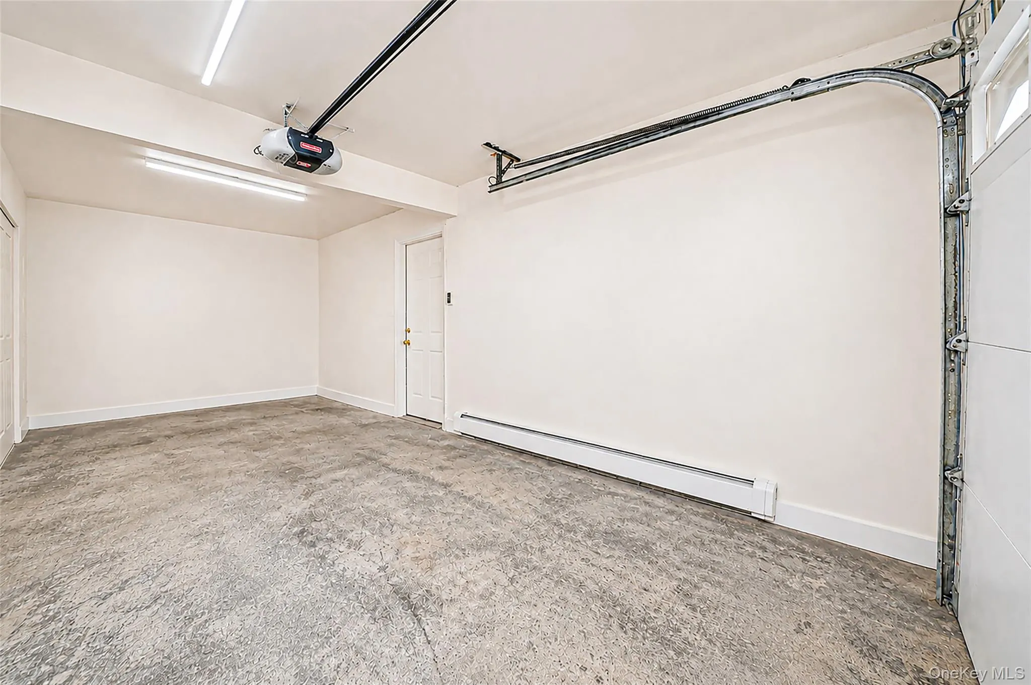 41 Orchard Street, Oyster Bay, NY, 4 Bedrooms Bedrooms, 8 Rooms Rooms,1 BathroomBathrooms,Residential,For Rent,Orchard,0,1039624 41 Orchard Street, Oyster Bay, NY, 4 Bedrooms Bedrooms, 8 Rooms Rooms,1 BathroomBathrooms,Residential,For Rent,Orchard,0,1039624