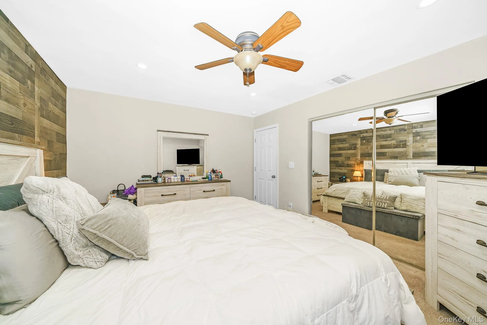 341 Avenue B, Brookhaven, NY, 5 Bedrooms Bedrooms, 10 Rooms Rooms,2 BathroomsBathrooms,Residential,For Rent,Avenue B,0,1039625 341 Avenue B, Brookhaven, NY, 5 Bedrooms Bedrooms, 10 Rooms Rooms,2 BathroomsBathrooms,Residential,For Rent,Avenue B,0,1039625