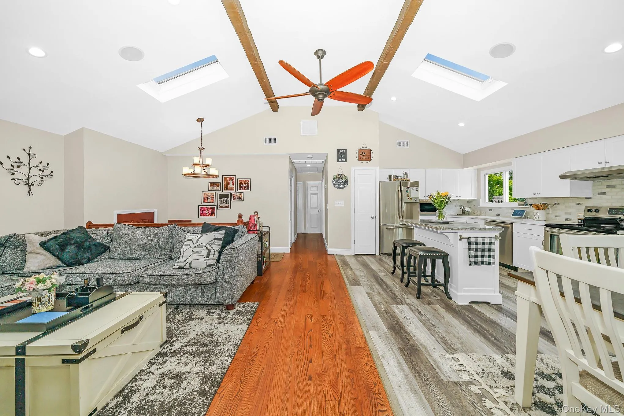 341 Avenue B, Brookhaven, NY, 5 Bedrooms Bedrooms, 10 Rooms Rooms,2 BathroomsBathrooms,Residential,For Rent,Avenue B,0,1039625 341 Avenue B, Brookhaven, NY, 5 Bedrooms Bedrooms, 10 Rooms Rooms,2 BathroomsBathrooms,Residential,For Rent,Avenue B,0,1039625