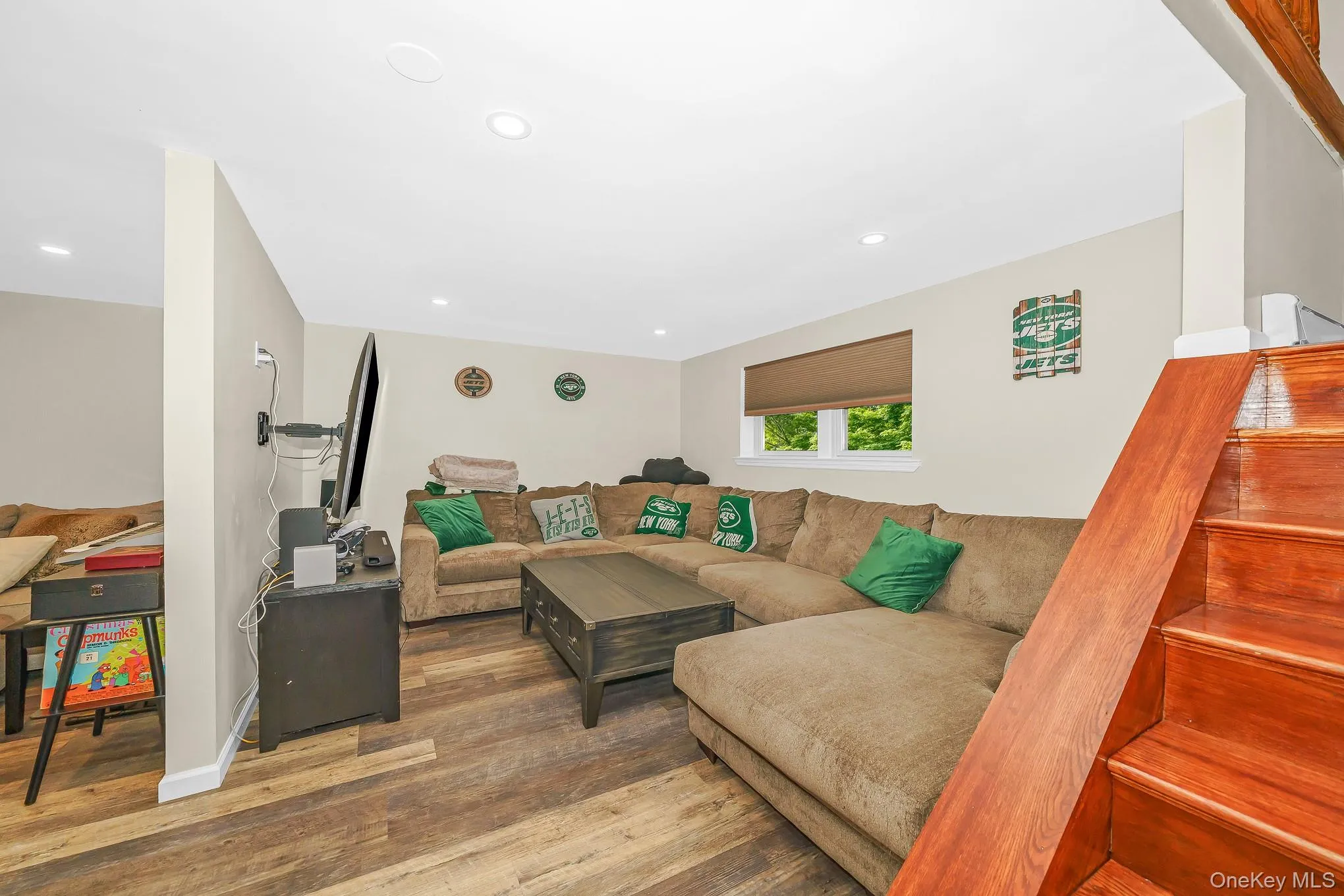 341 Avenue B, Brookhaven, NY, 5 Bedrooms Bedrooms, 10 Rooms Rooms,2 BathroomsBathrooms,Residential,For Rent,Avenue B,0,1039625 341 Avenue B, Brookhaven, NY, 5 Bedrooms Bedrooms, 10 Rooms Rooms,2 BathroomsBathrooms,Residential,For Rent,Avenue B,0,1039625