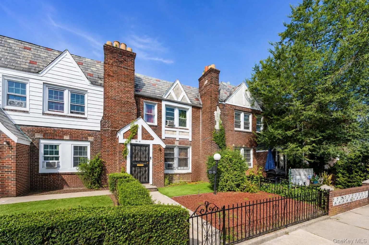 12028 178th Street, New York, NY, 3 Bedrooms Bedrooms, 7 Rooms Rooms,2 BathroomsBathrooms,Residential,For Rent,178th,0,1039626 12028 178th Street, New York, NY, 3 Bedrooms Bedrooms, 7 Rooms Rooms,2 BathroomsBathrooms,Residential,For Rent,178th,0,1039626