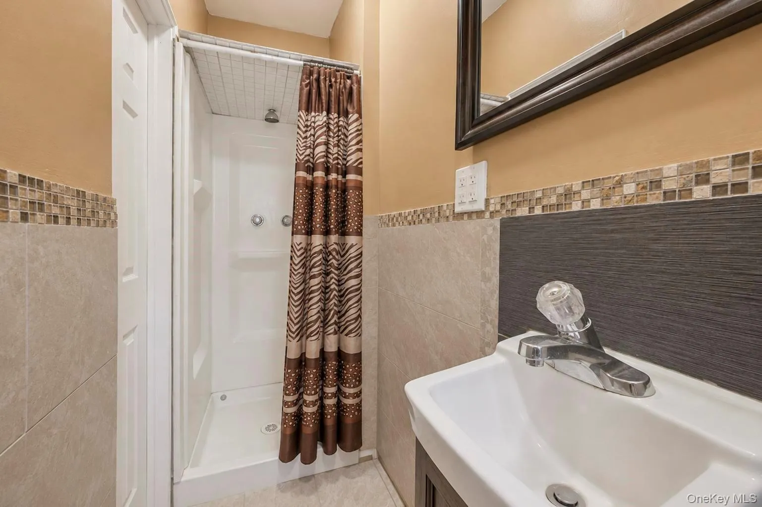 12028 178th Street, New York, NY, 3 Bedrooms Bedrooms, 7 Rooms Rooms,2 BathroomsBathrooms,Residential,For Rent,178th,0,1039626 12028 178th Street, New York, NY, 3 Bedrooms Bedrooms, 7 Rooms Rooms,2 BathroomsBathrooms,Residential,For Rent,178th,0,1039626
