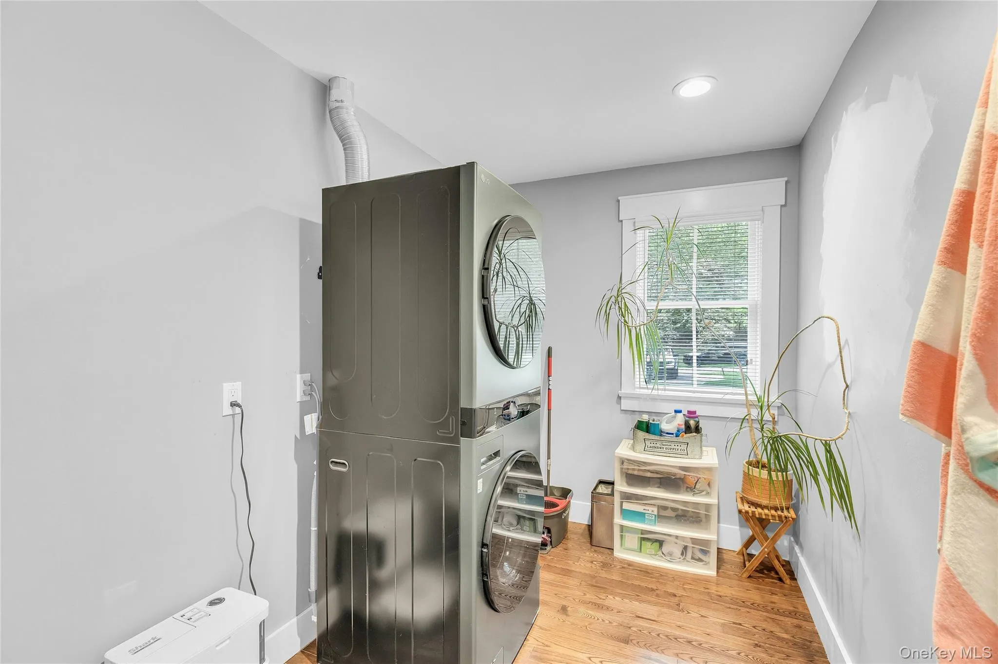 7 Ridge Drive, Huntington, NY, 4 Bedrooms Bedrooms, 10 Rooms Rooms,3 BathroomsBathrooms,Residential,For Rent,Ridge,0,1039630 7 Ridge Drive, Huntington, NY, 4 Bedrooms Bedrooms, 10 Rooms Rooms,3 BathroomsBathrooms,Residential,For Rent,Ridge,0,1039630
