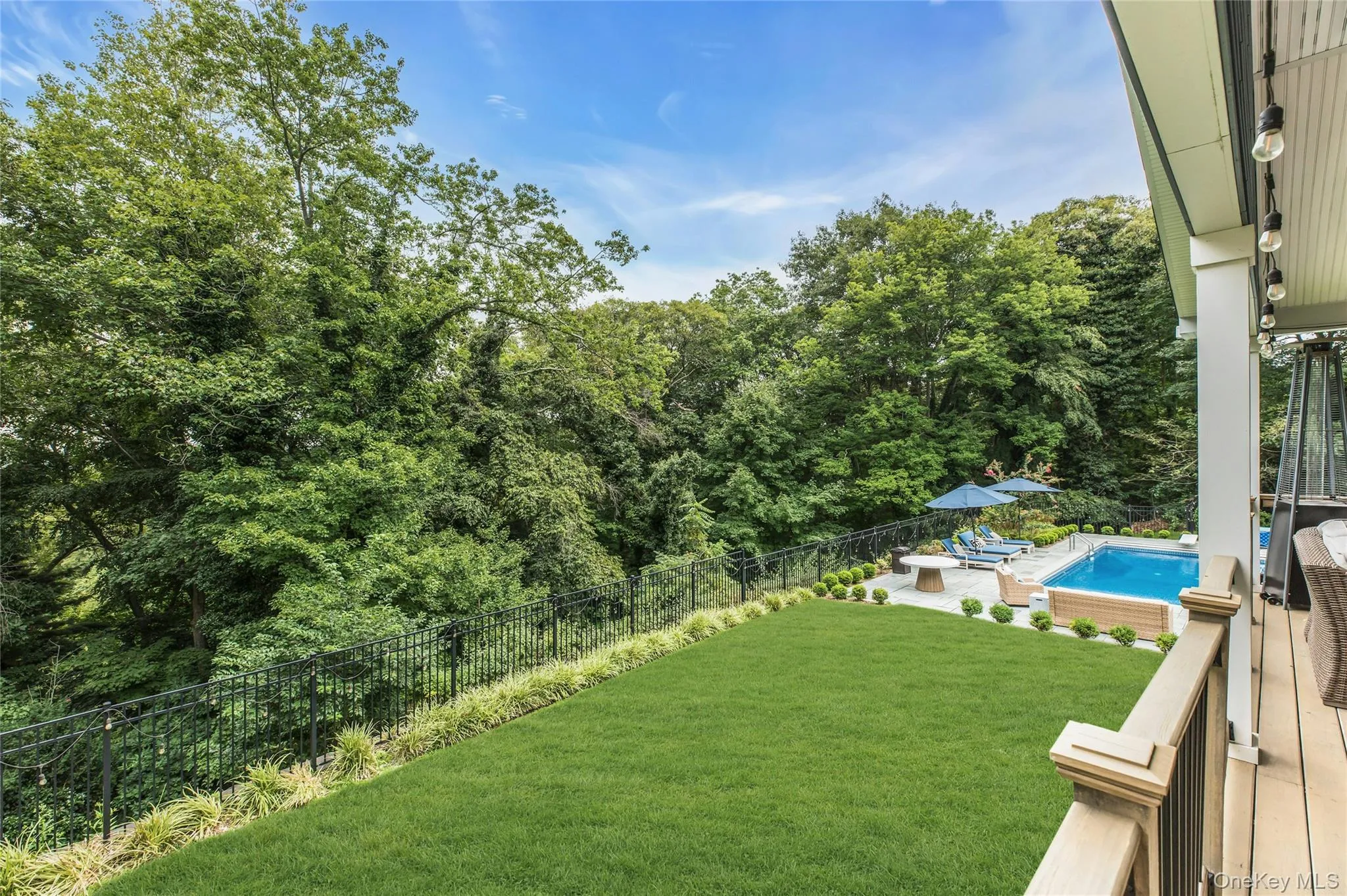 7 Ridge Drive, Huntington, NY, 4 Bedrooms Bedrooms, 10 Rooms Rooms,3 BathroomsBathrooms,Residential,For Rent,Ridge,0,1039630 7 Ridge Drive, Huntington, NY, 4 Bedrooms Bedrooms, 10 Rooms Rooms,3 BathroomsBathrooms,Residential,For Rent,Ridge,0,1039630