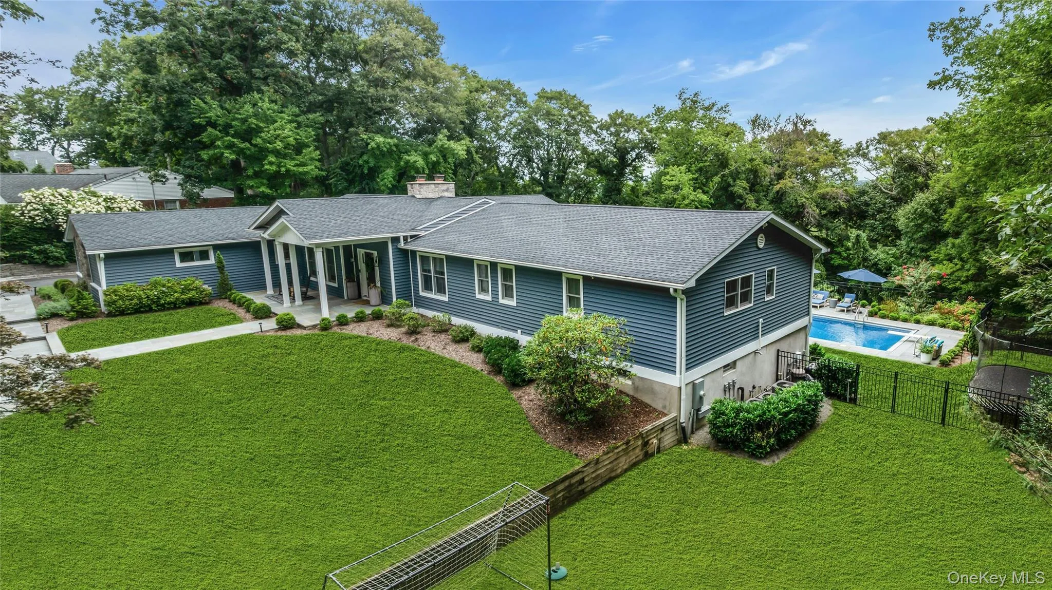 7 Ridge Drive, Huntington, NY, 4 Bedrooms Bedrooms, 10 Rooms Rooms,3 BathroomsBathrooms,Residential,For Rent,Ridge,0,1039630 7 Ridge Drive, Huntington, NY, 4 Bedrooms Bedrooms, 10 Rooms Rooms,3 BathroomsBathrooms,Residential,For Rent,Ridge,0,1039630