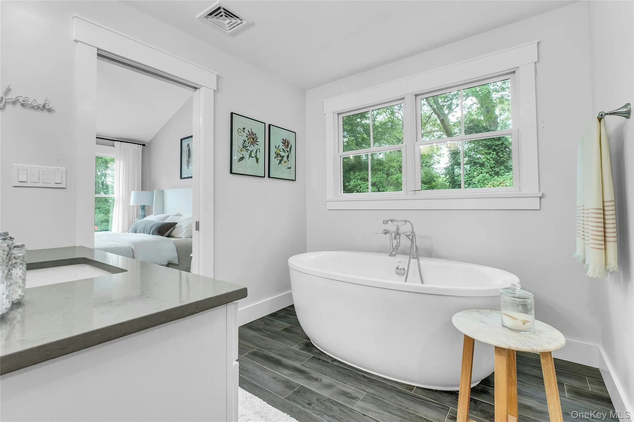 7 Ridge Drive, Huntington, NY, 4 Bedrooms Bedrooms, 10 Rooms Rooms,3 BathroomsBathrooms,Residential,For Rent,Ridge,0,1039630 7 Ridge Drive, Huntington, NY, 4 Bedrooms Bedrooms, 10 Rooms Rooms,3 BathroomsBathrooms,Residential,For Rent,Ridge,0,1039630