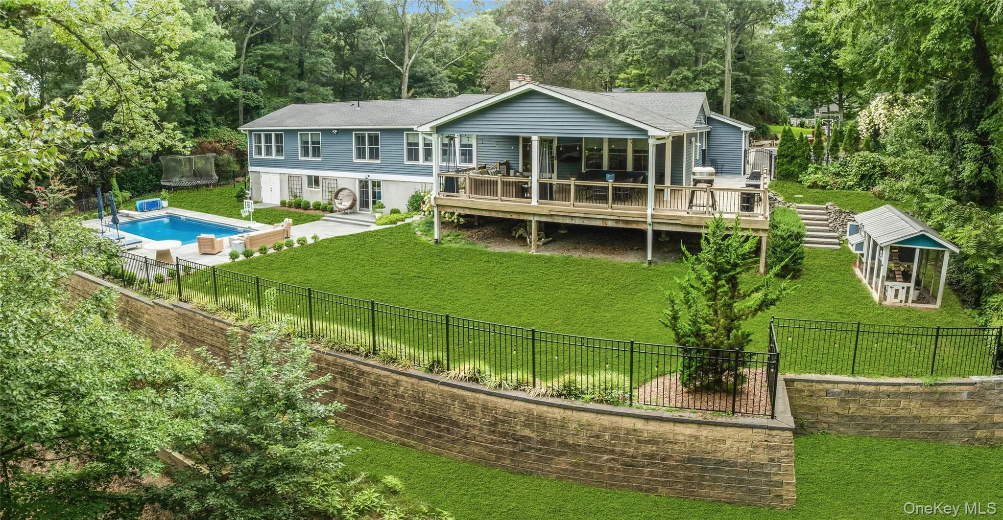 7 Ridge Drive, Huntington, NY, 4 Bedrooms Bedrooms, 10 Rooms Rooms,3 BathroomsBathrooms,Residential,For Rent,Ridge,0,1039630 7 Ridge Drive, Huntington, NY, 4 Bedrooms Bedrooms, 10 Rooms Rooms,3 BathroomsBathrooms,Residential,For Rent,Ridge,0,1039630