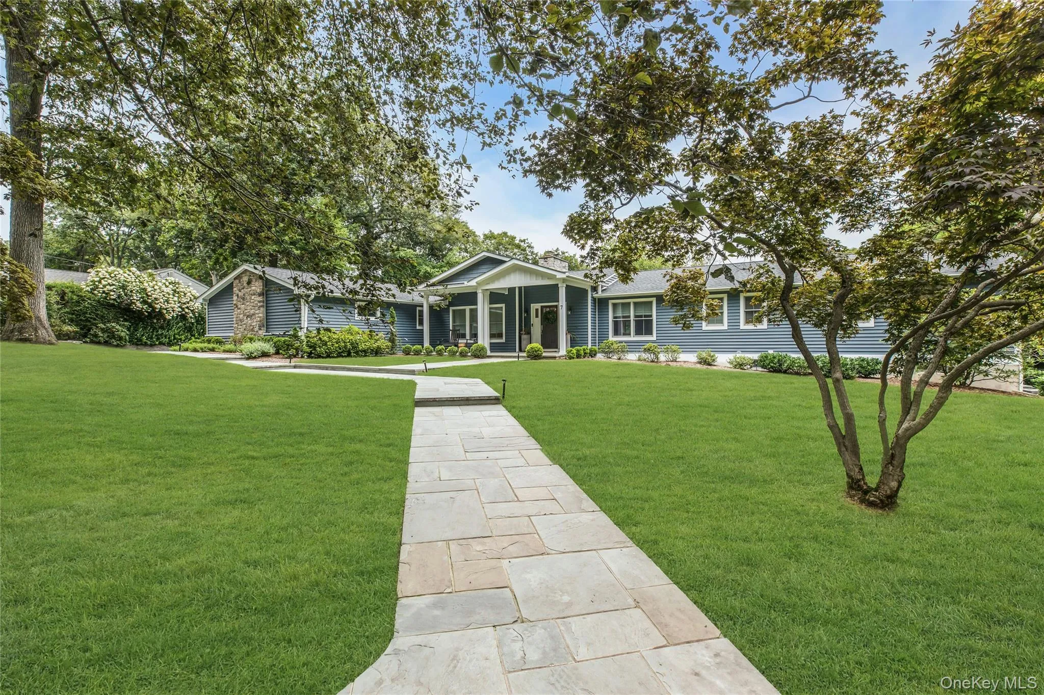 7 Ridge Drive, Huntington, NY, 4 Bedrooms Bedrooms, 10 Rooms Rooms,3 BathroomsBathrooms,Residential,For Rent,Ridge,0,1039630 7 Ridge Drive, Huntington, NY, 4 Bedrooms Bedrooms, 10 Rooms Rooms,3 BathroomsBathrooms,Residential,For Rent,Ridge,0,1039630
