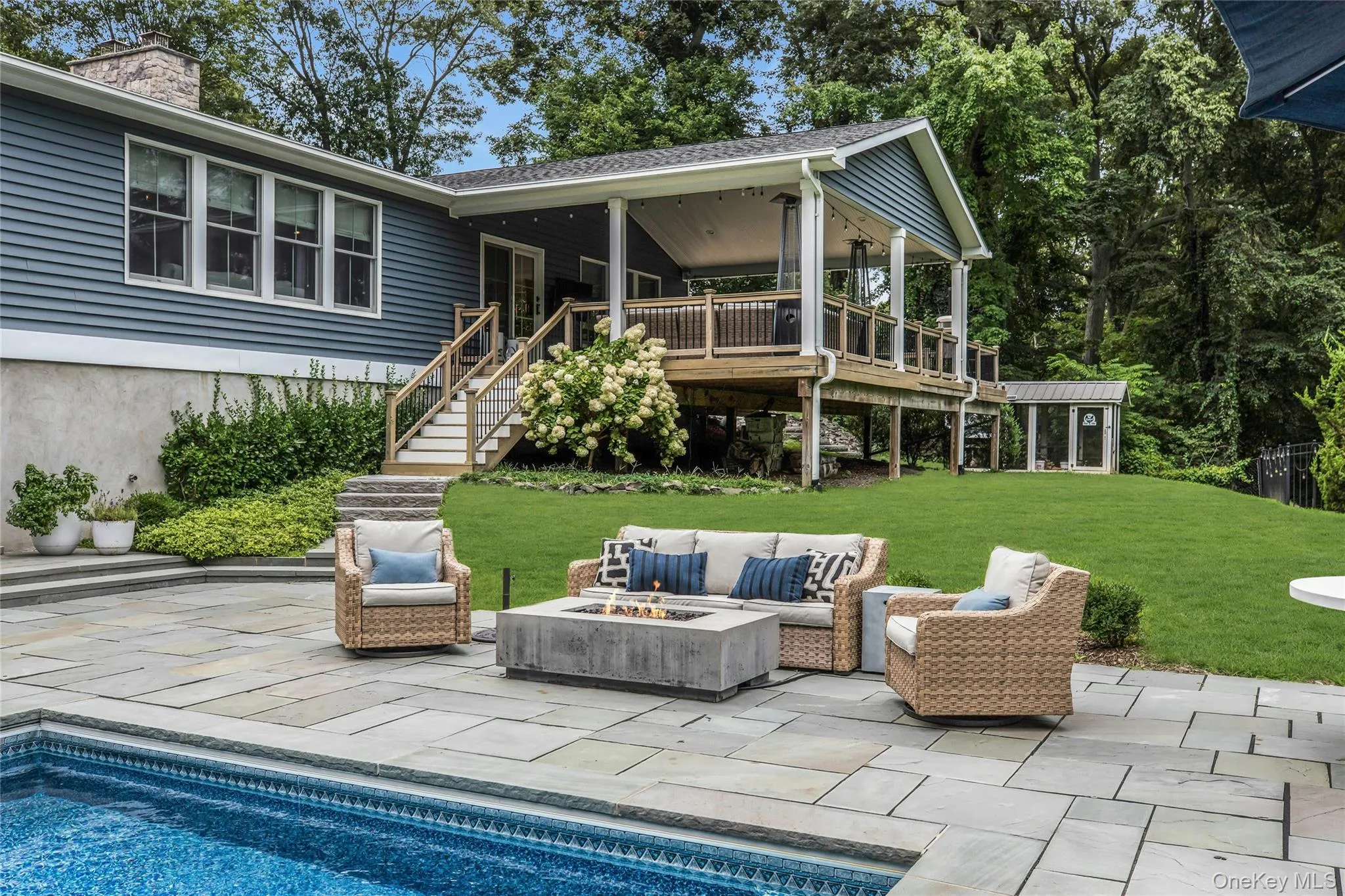 7 Ridge Drive, Huntington, NY, 4 Bedrooms Bedrooms, 10 Rooms Rooms,3 BathroomsBathrooms,Residential,For Rent,Ridge,0,1039630 7 Ridge Drive, Huntington, NY, 4 Bedrooms Bedrooms, 10 Rooms Rooms,3 BathroomsBathrooms,Residential,For Rent,Ridge,0,1039630