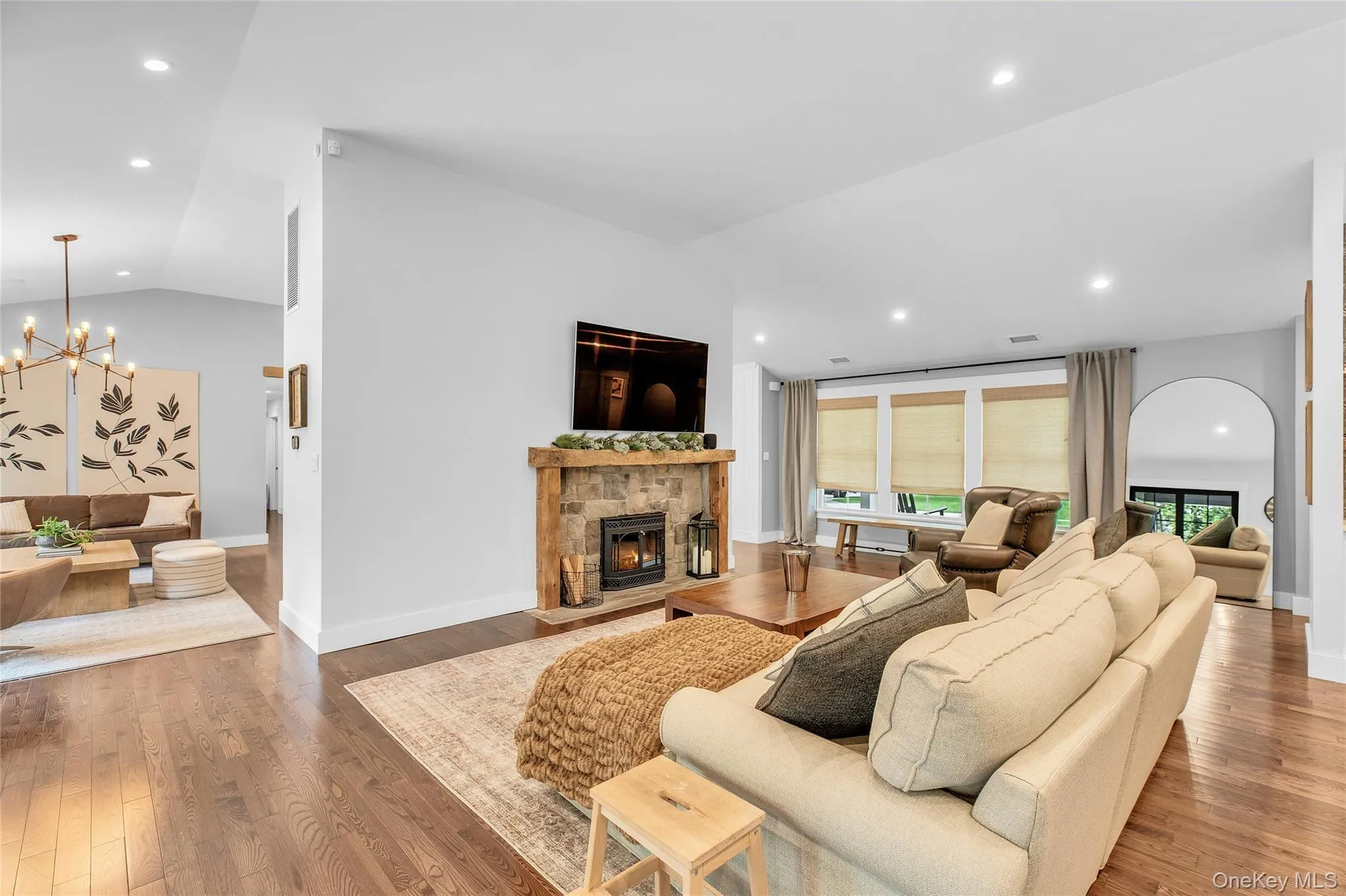 7 Ridge Drive, Huntington, NY, 4 Bedrooms Bedrooms, 10 Rooms Rooms,3 BathroomsBathrooms,Residential,For Rent,Ridge,0,1039630 7 Ridge Drive, Huntington, NY, 4 Bedrooms Bedrooms, 10 Rooms Rooms,3 BathroomsBathrooms,Residential,For Rent,Ridge,0,1039630