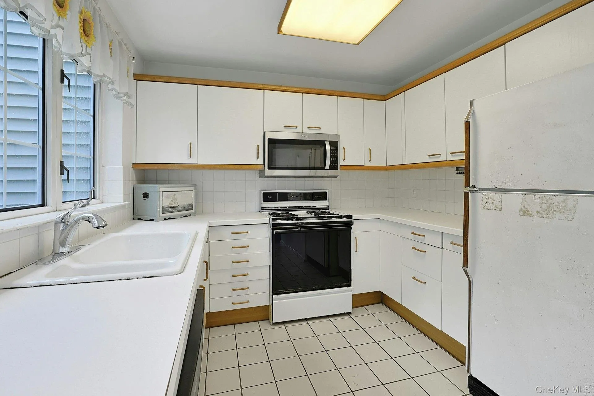 5 Pinewood Drive, North Castle, NY, 2 Bedrooms Bedrooms, 7 Rooms Rooms,2 BathroomsBathrooms,Residential,For Rent,Pinewood,0,1039633 5 Pinewood Drive, North Castle, NY, 2 Bedrooms Bedrooms, 7 Rooms Rooms,2 BathroomsBathrooms,Residential,For Rent,Pinewood,0,1039633
