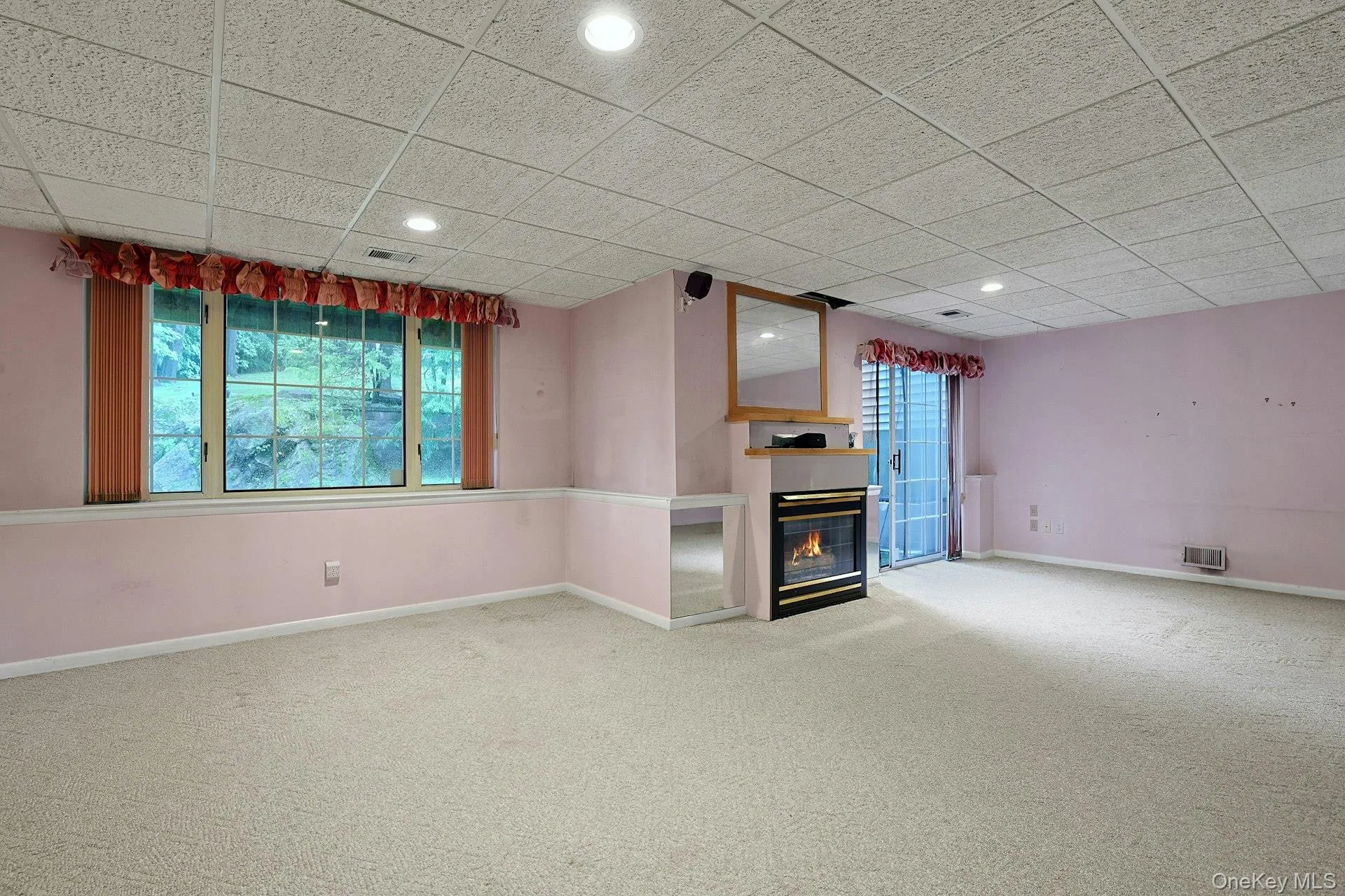 Gas fireplace Gas fireplace