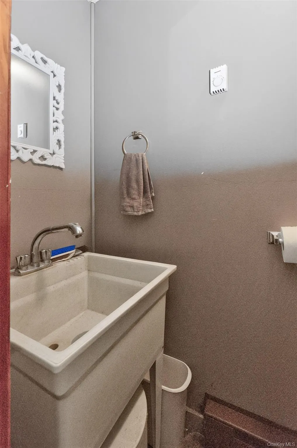 329 Route 27, Durham, NY, 3 Bedrooms Bedrooms, 7 Rooms Rooms,1 BathroomBathrooms,Residential,For Rent,Route 27,0,1039634 329 Route 27, Durham, NY, 3 Bedrooms Bedrooms, 7 Rooms Rooms,1 BathroomBathrooms,Residential,For Rent,Route 27,0,1039634