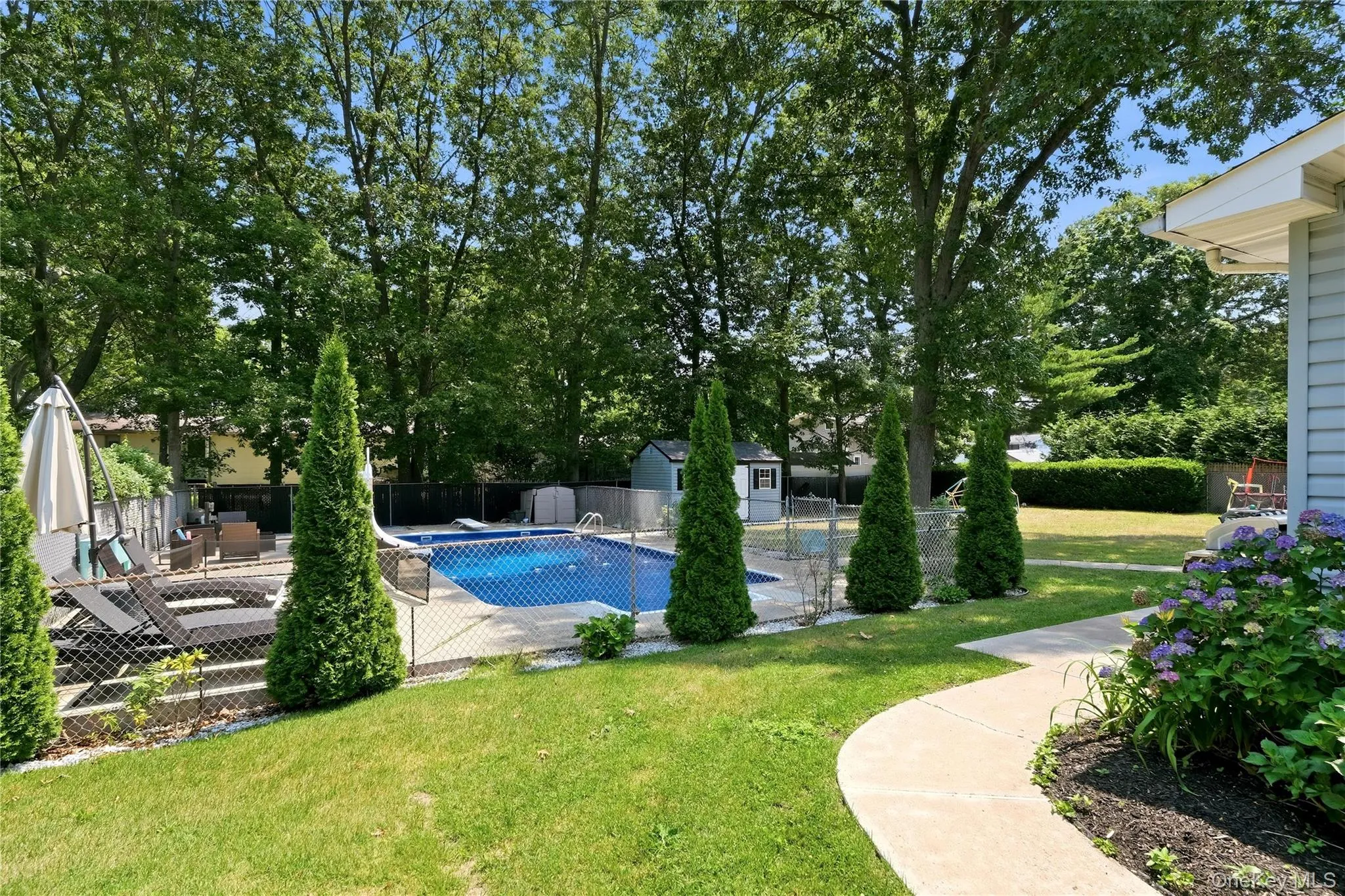 3 Herd Lane, Brookhaven, NY, 4 Bedrooms Bedrooms, 8 Rooms Rooms,2 BathroomsBathrooms,Residential,For Rent,Herd,0,1039635 3 Herd Lane, Brookhaven, NY, 4 Bedrooms Bedrooms, 8 Rooms Rooms,2 BathroomsBathrooms,Residential,For Rent,Herd,0,1039635